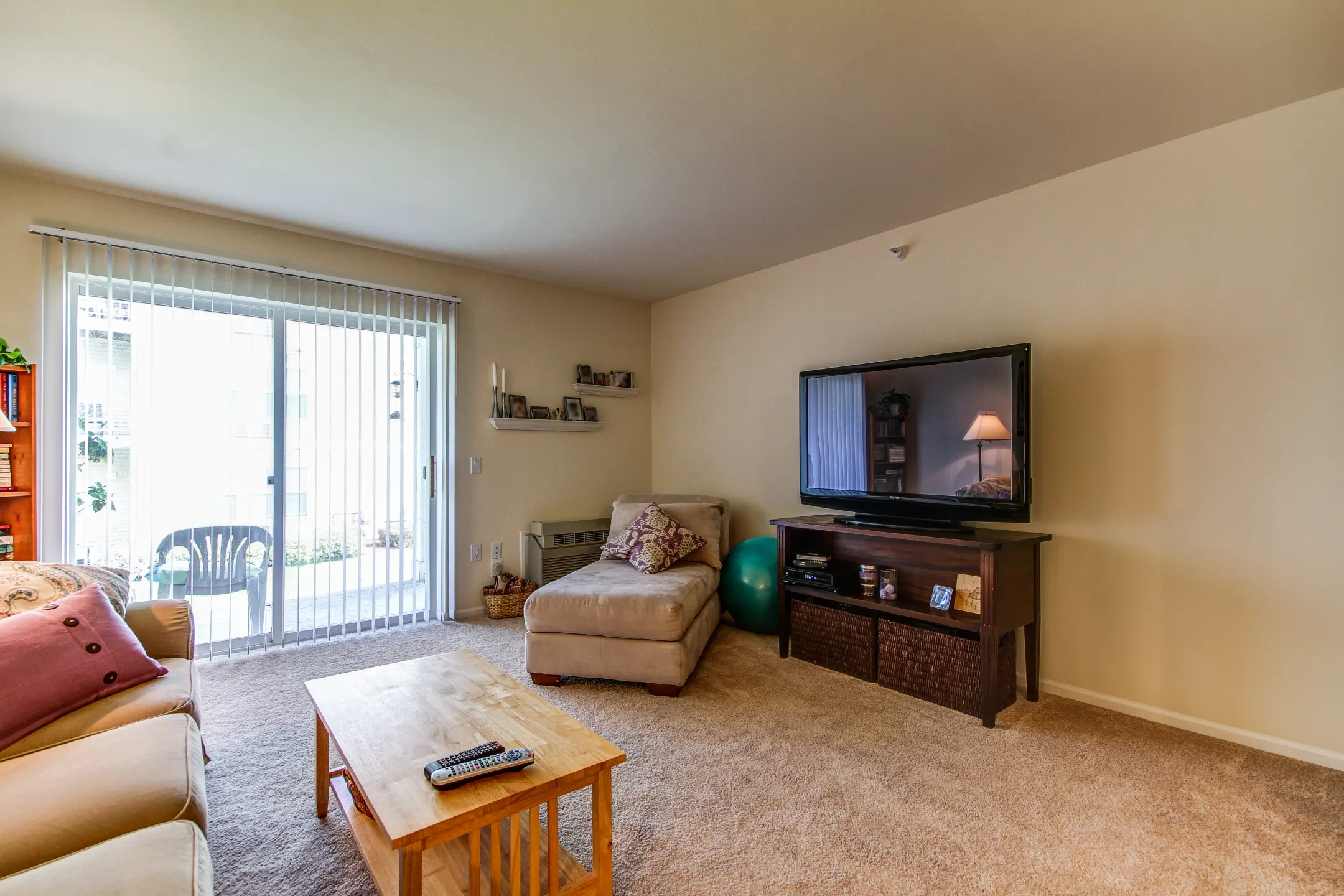 Nantucket Apartments 3141 Stratton Way Madison, WI Apartments for