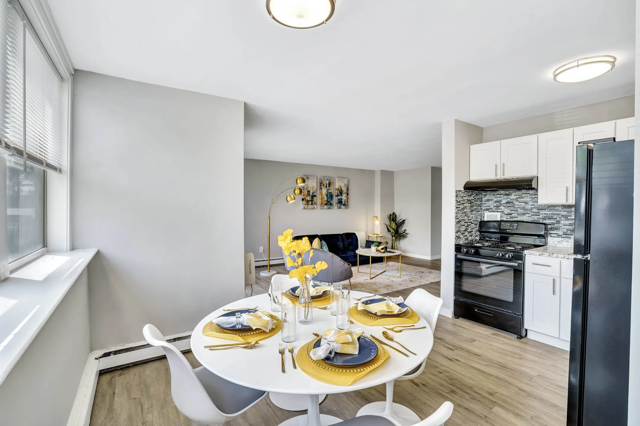 Woods Edge Apartment Homes Apartments Maple Shade, NJ 08052