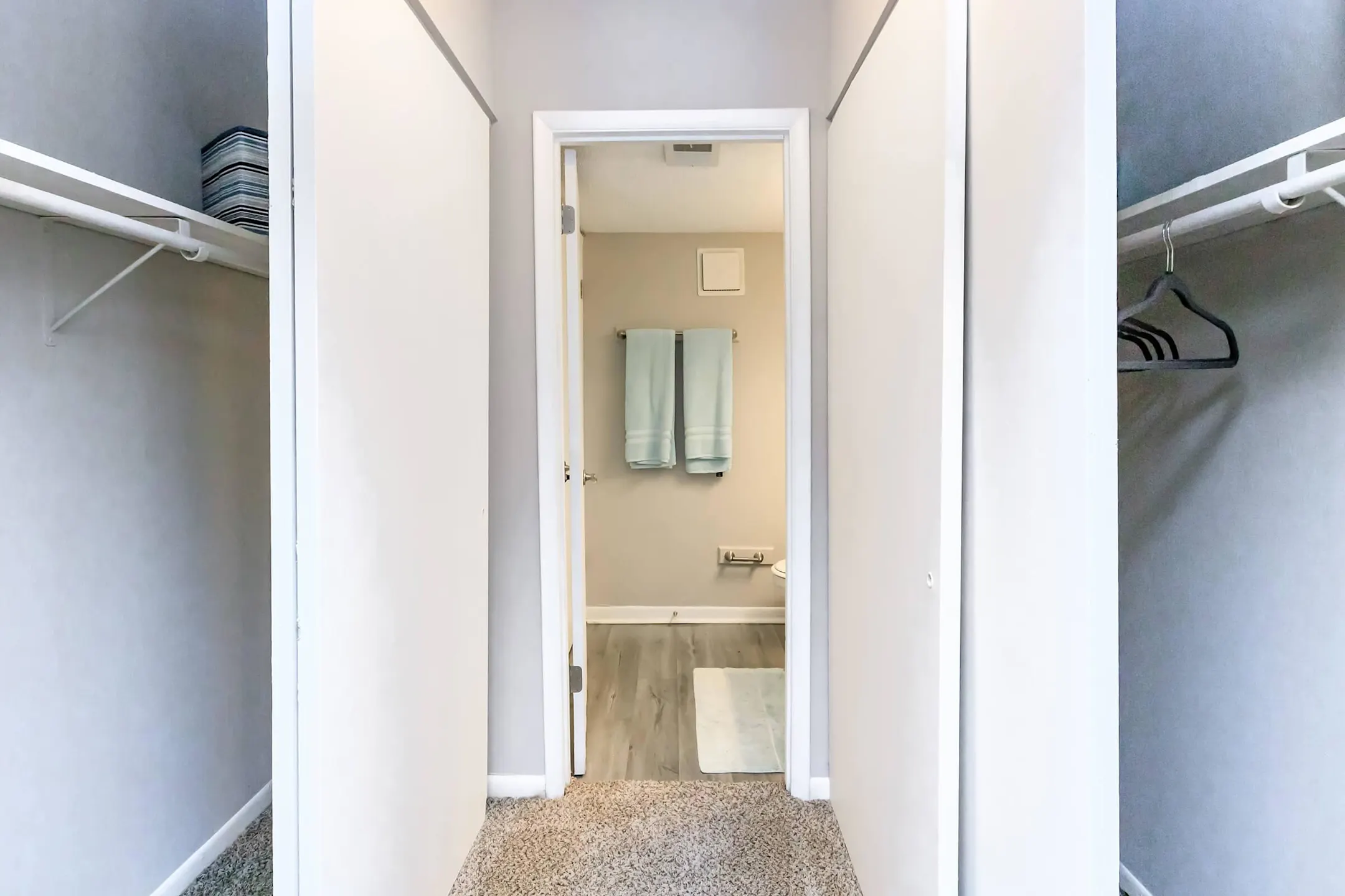 Ridgewood Apartments 12008 Middleground Rd Savannah, GA Apartments