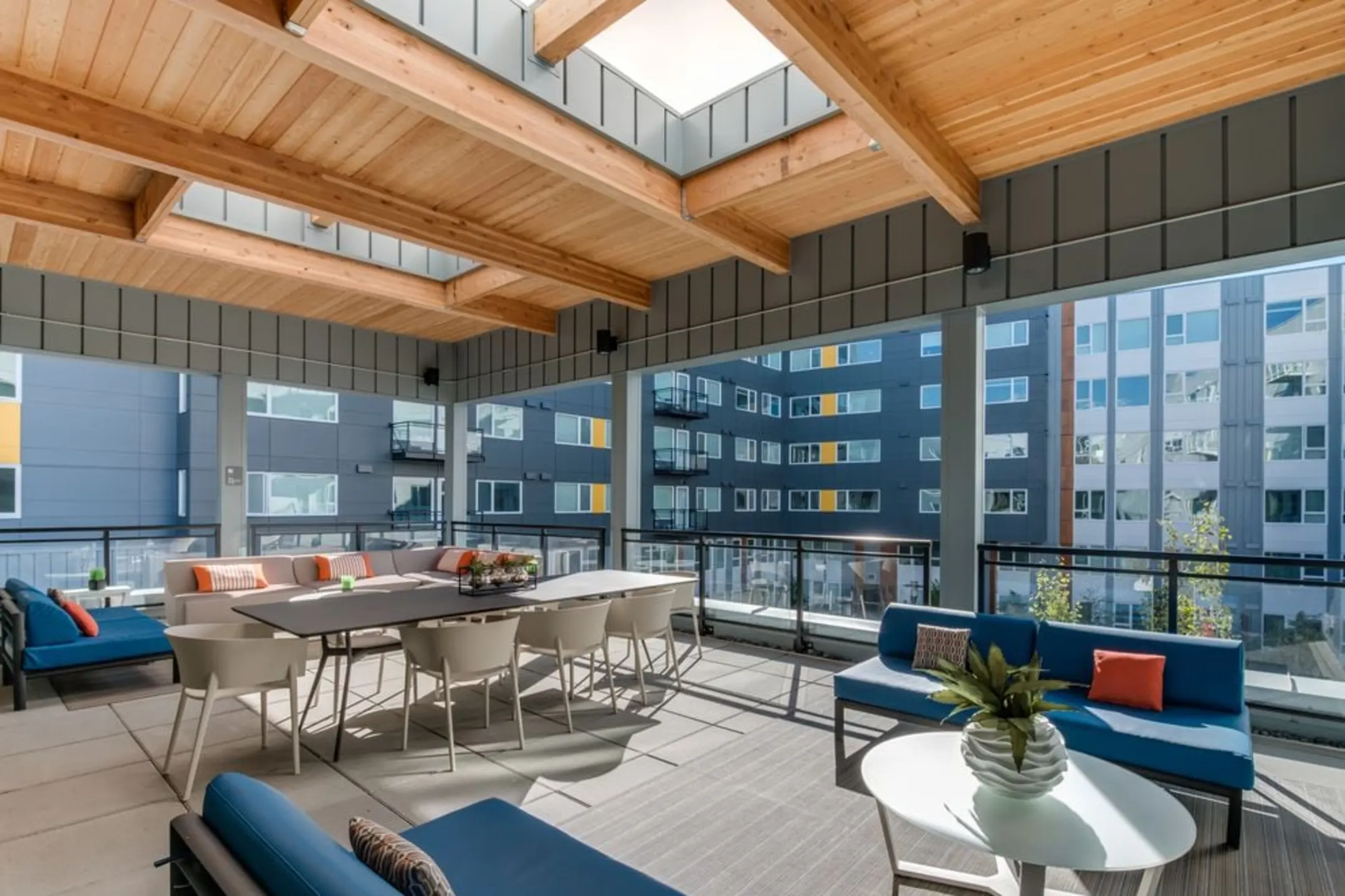 Avalon Esterra Park Apartments Redmond, WA 98052