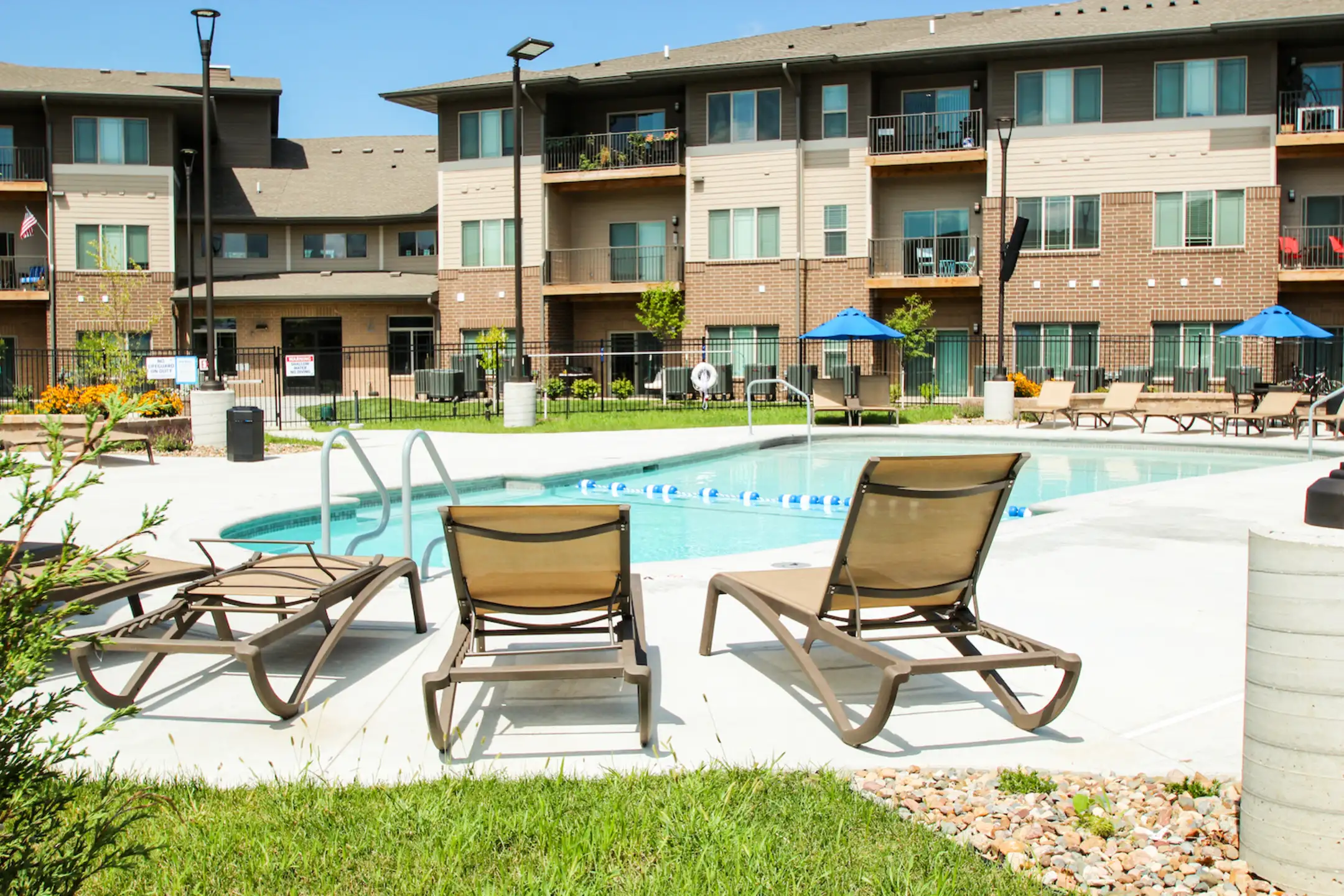 The Sterling at Prairie Trail 2333 SW Plaza Pkwy Ankeny, IA