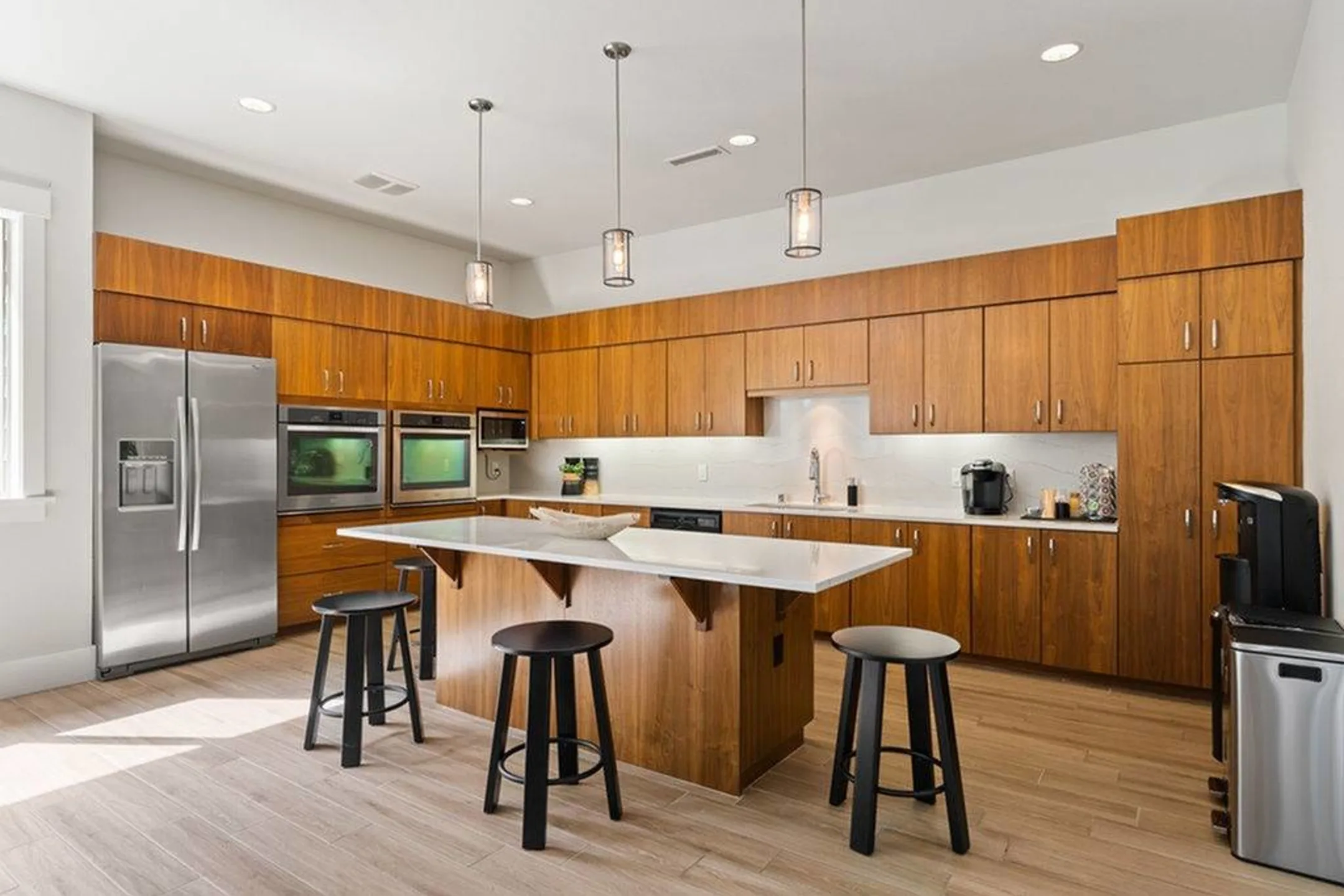 Kitchen - The Reserve At Columbia Tech Center - Vancouver, WA