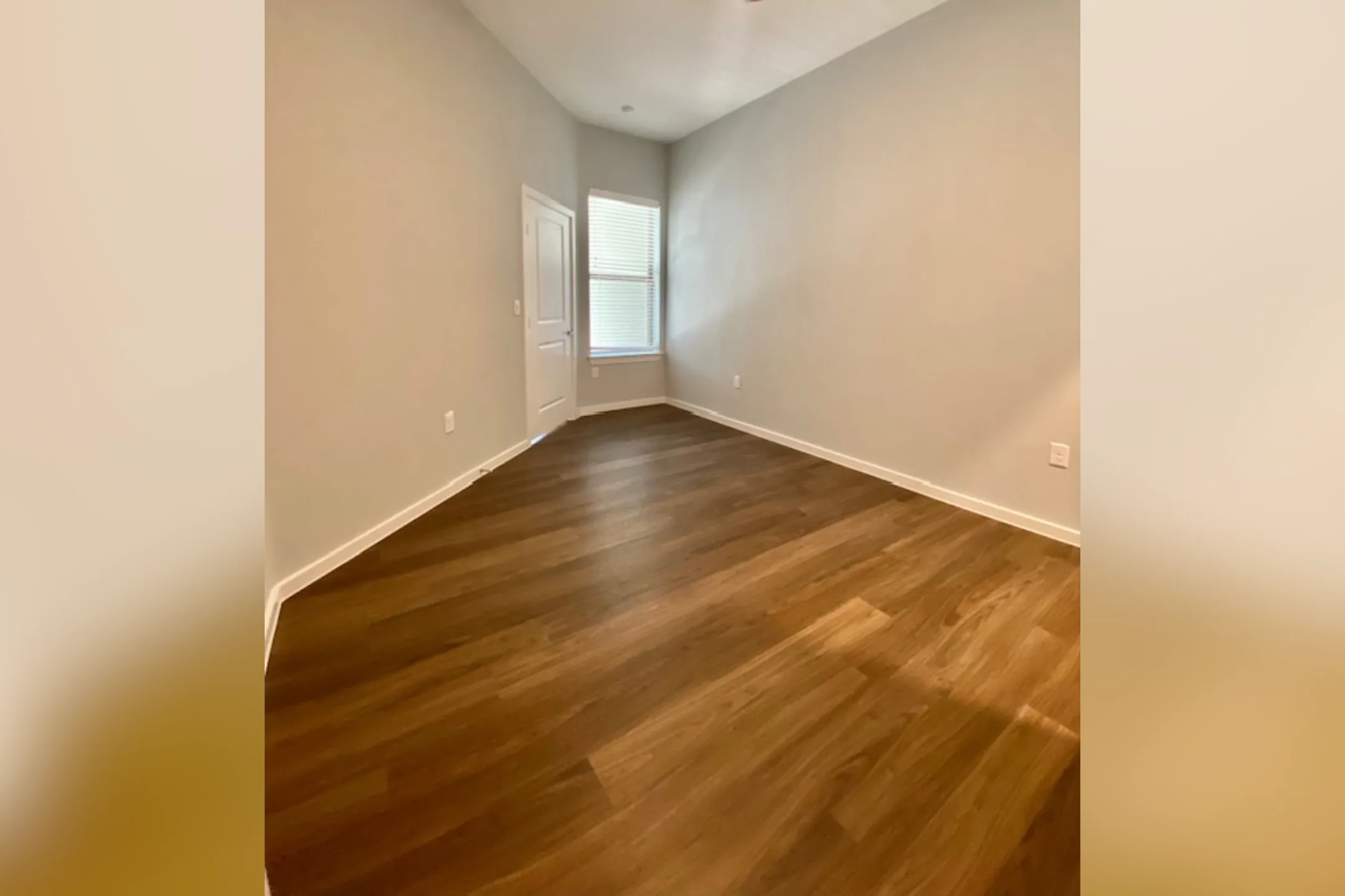 Bedroom - The Oaks in Dallas (Active 62+ Living Community) - Dallas, TX