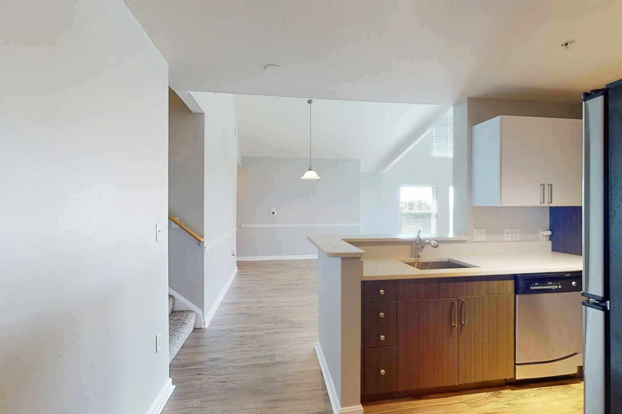 Kitchen - Bradlee Danvers Apartment Homes - Danvers, MA