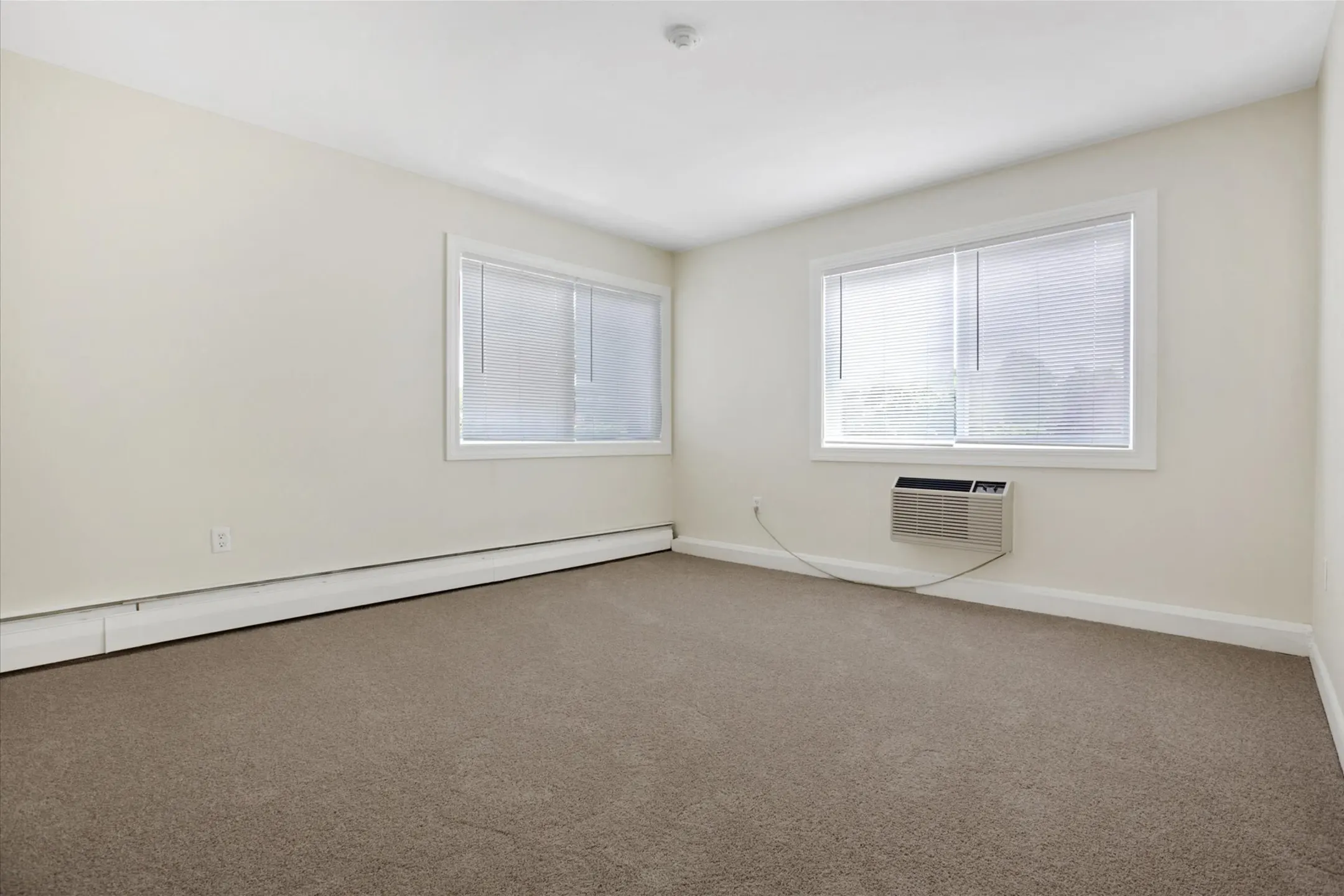 Francis Crossing Apartment Homes Apartments Randolph, MA 02368