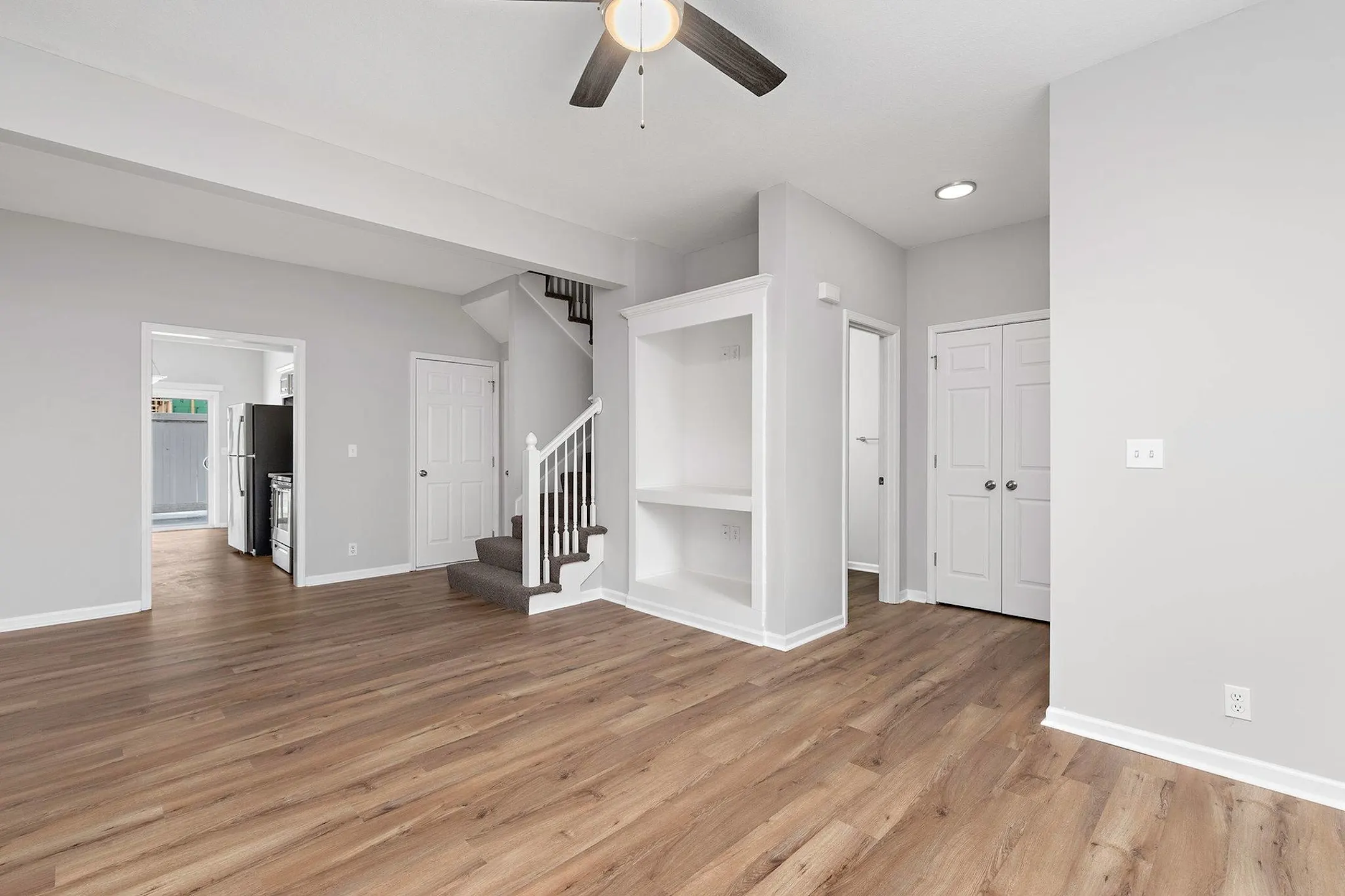 The Lofts at Old Towne 355 Eagles Pkwy 3107 Grain Valley, MO