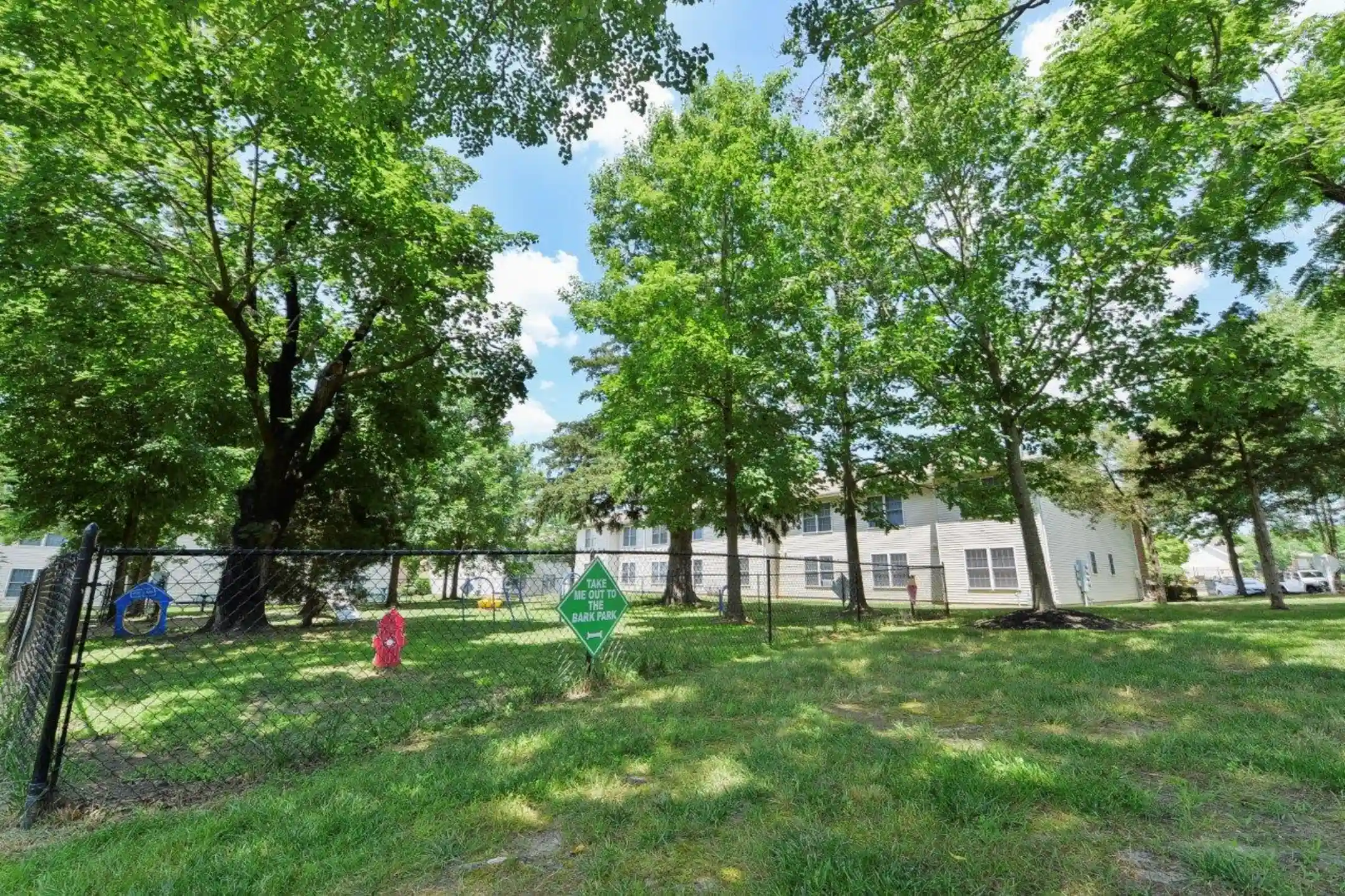 Woodview at Marlton Apartment Homes 175 Daphne Dr Marlton, NJ