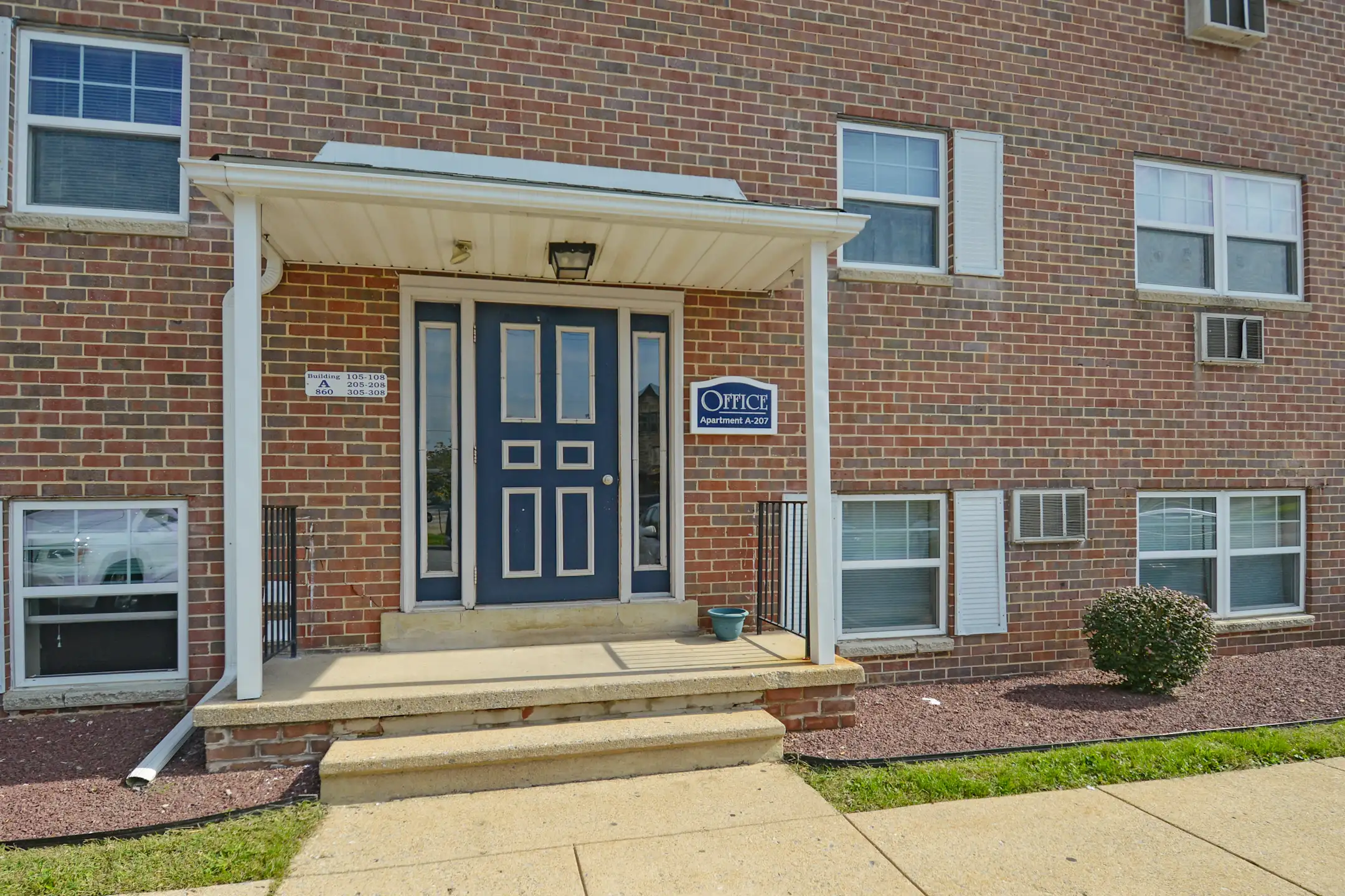 Carlwynne & Hanover Manor Apartments Carlisle, PA 17013