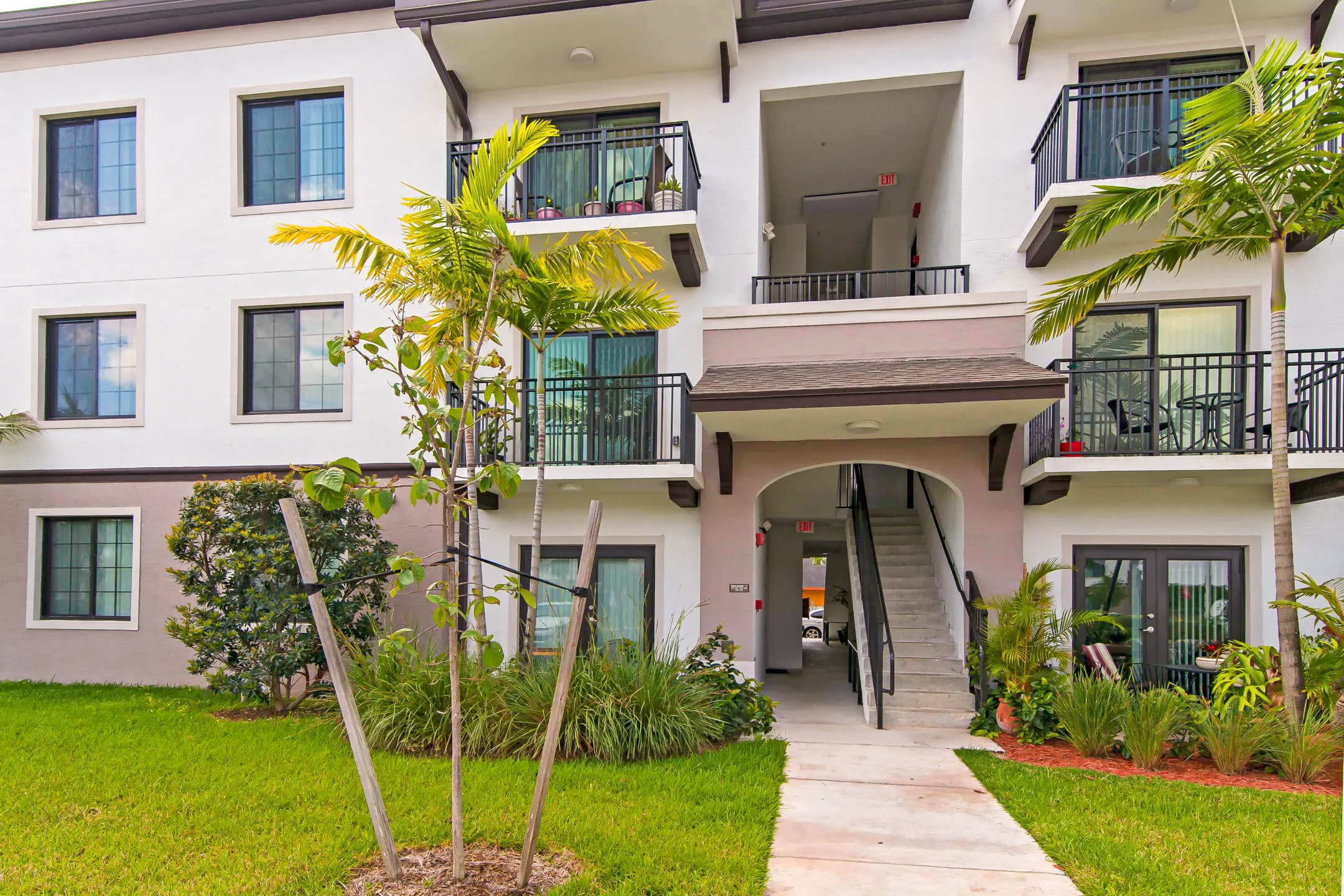 La Joya Apartments - Homestead, FL 33032