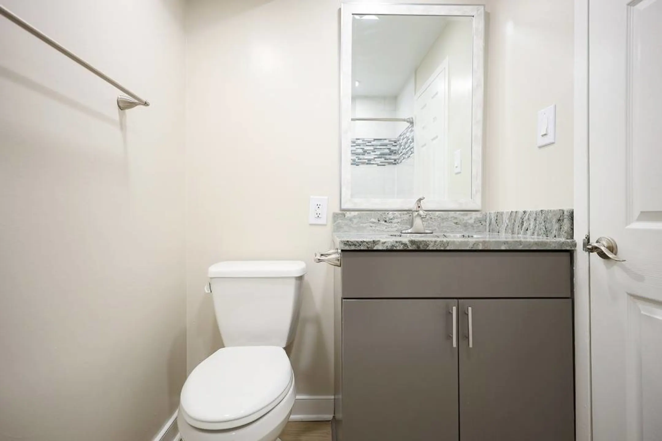Bathroom - ReNew Mt. Vernon - Baltimore, MD