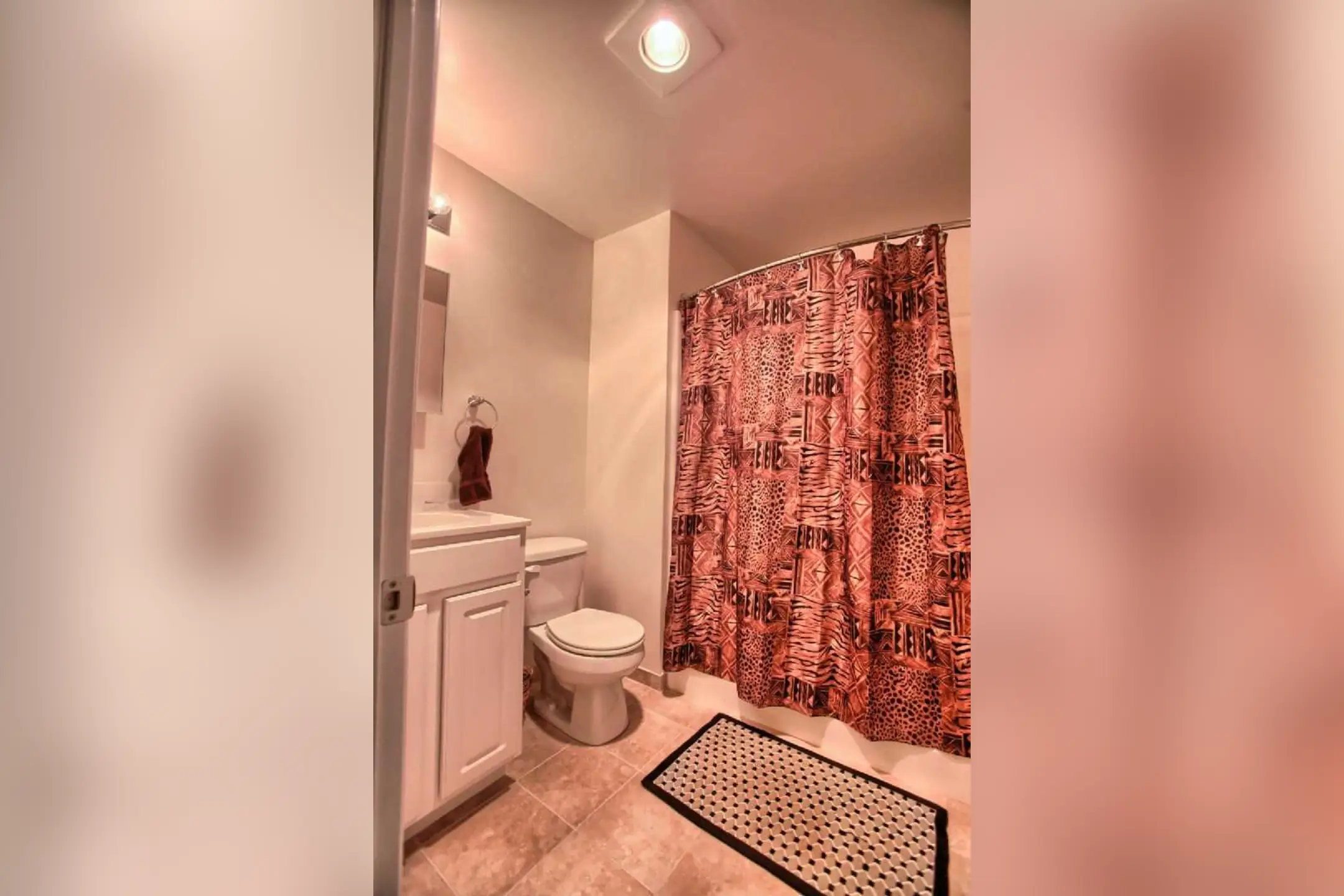 Bathroom - Rocktowne - Shippensburg, PA