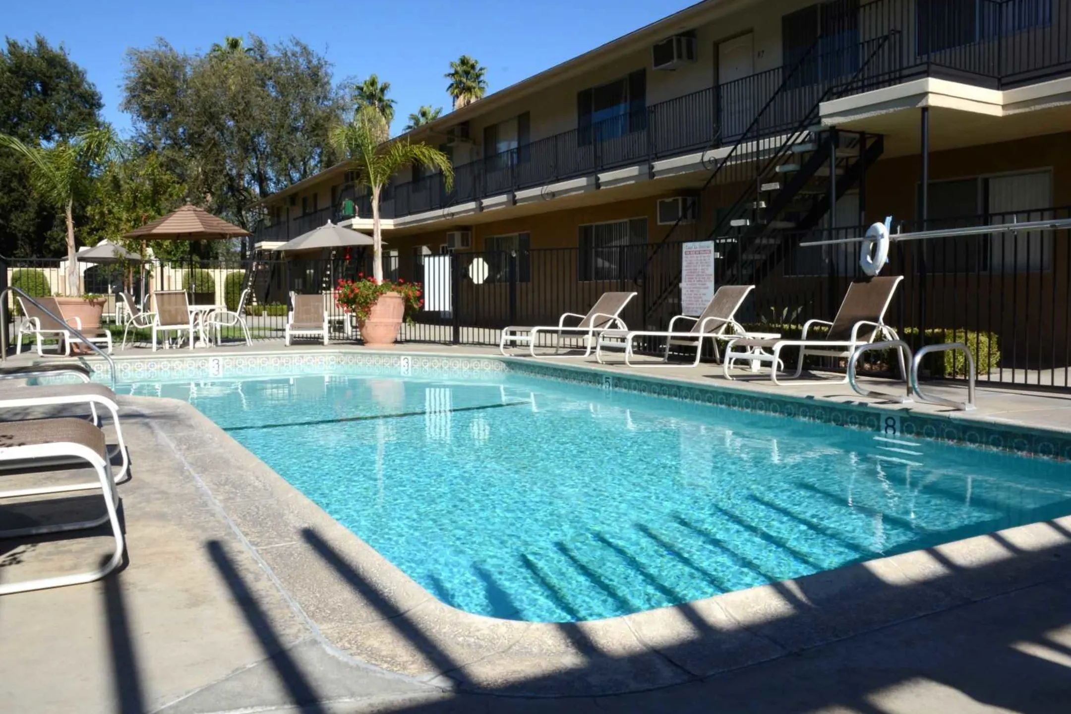 Pool - Casa De Jerardo - Riverside, CA