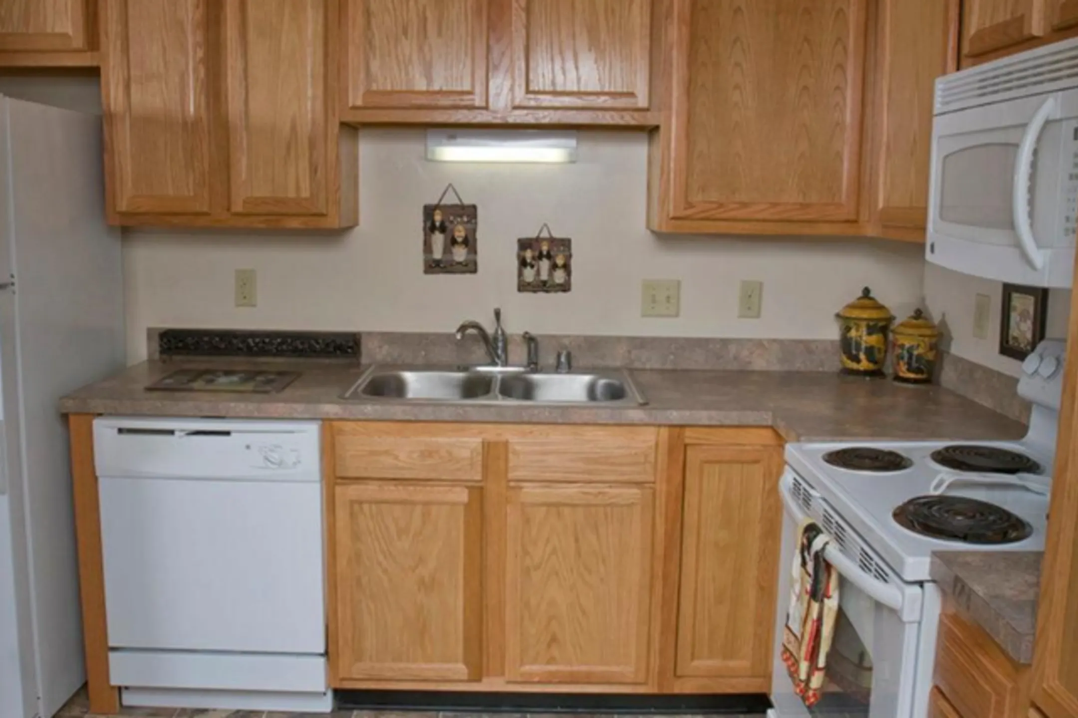 Boulder Creek Of Vantage Pointe 10400 Pavilion Way Louisville, KY Apartments for Rent Rent.