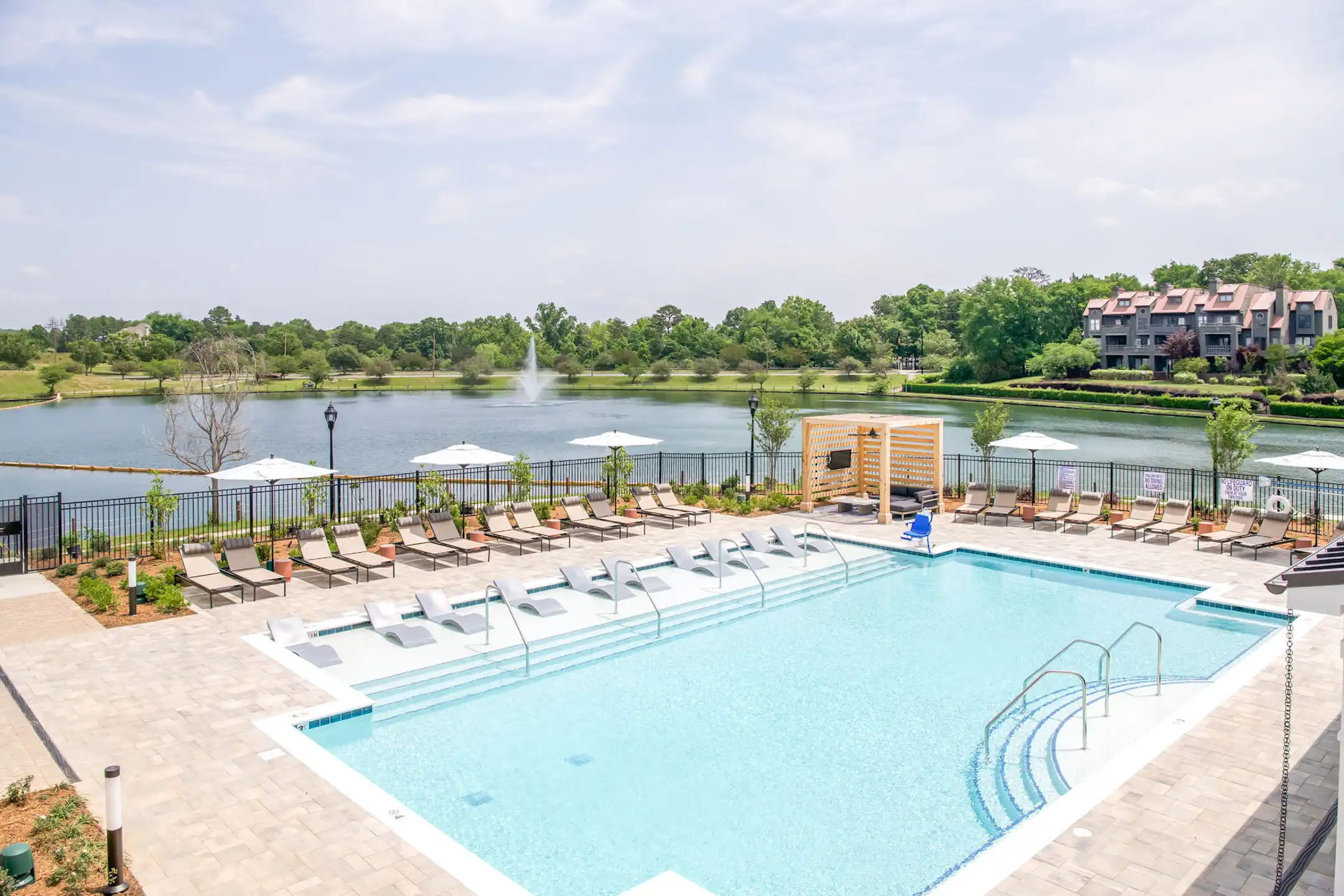 Pool - NOVEL University Place - Charlotte, NC