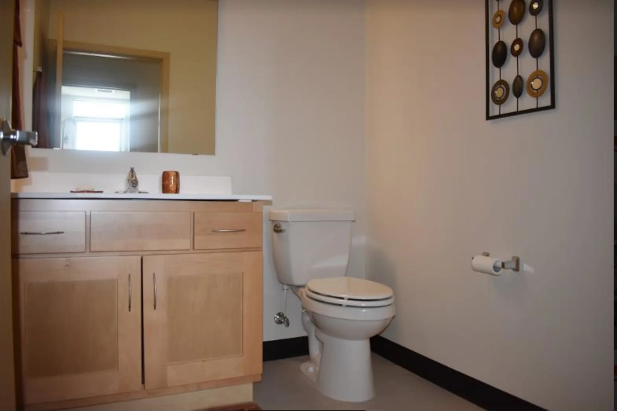 Greenwich Park Apartments - Milwaukee, WI