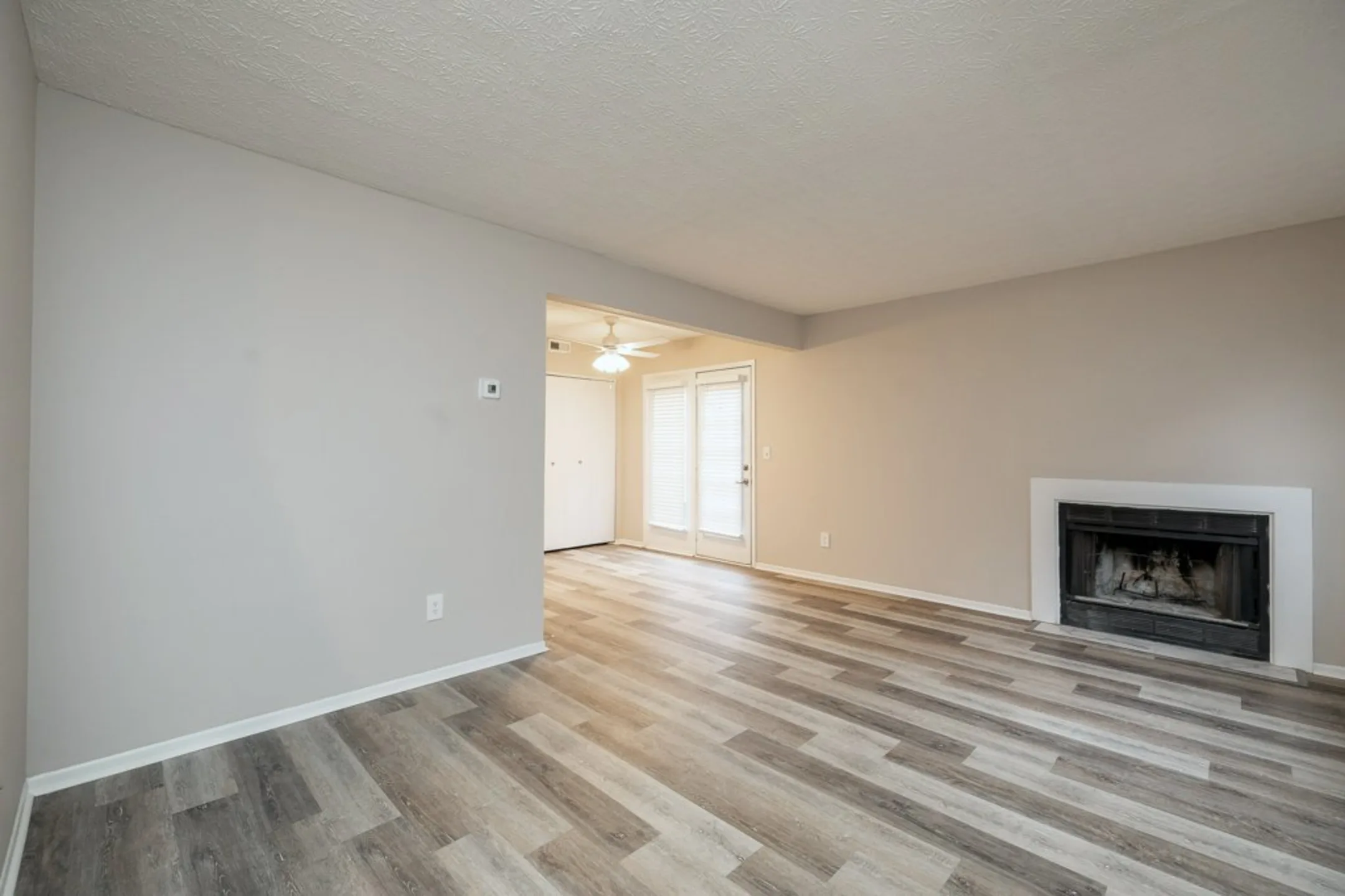 Townhomes at McNaughten 1363 Yorkland Rd Columbus, OH Apartments