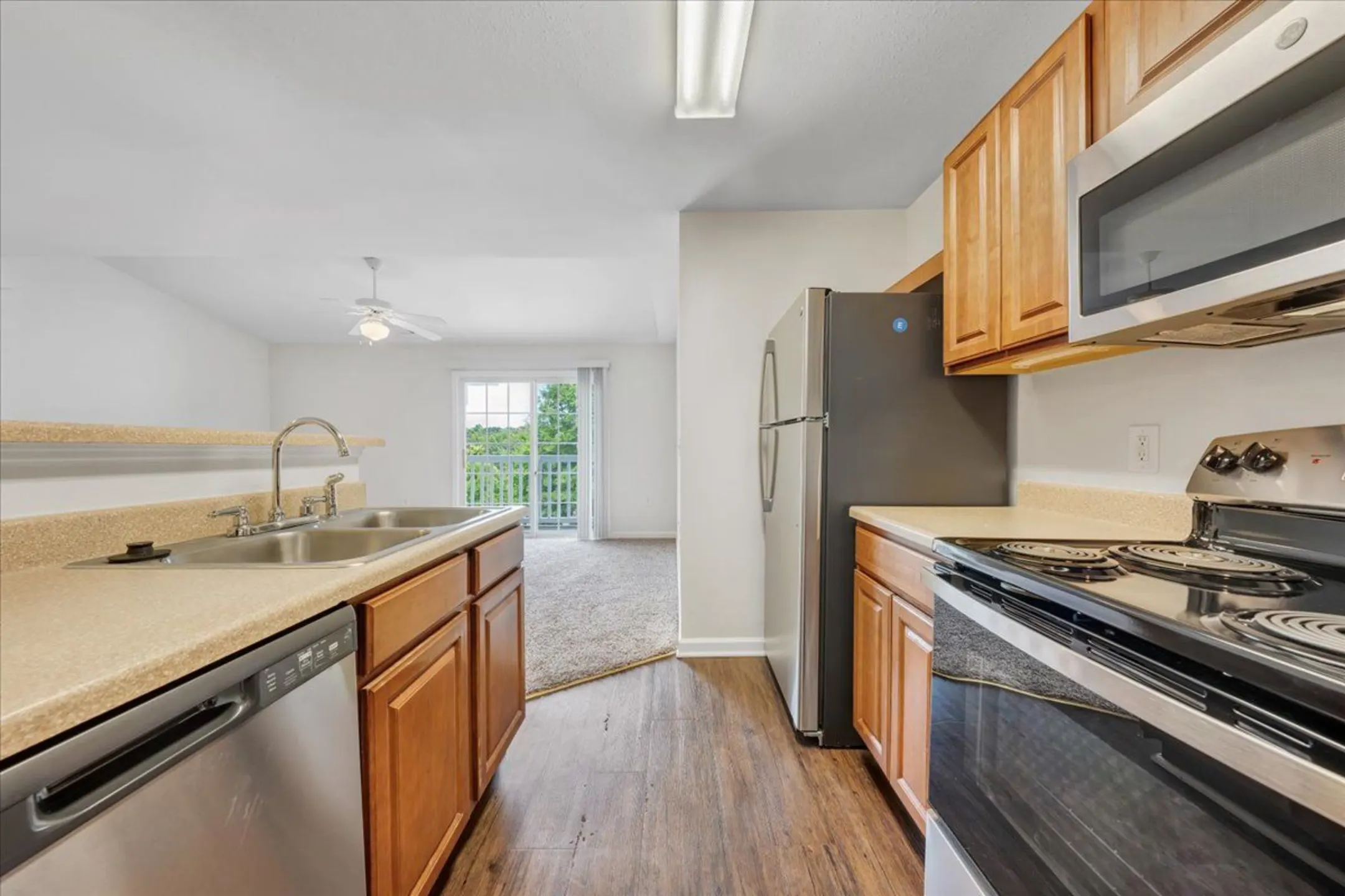Kitchen - Enclave at Midlothian Village - Midlothian, VA