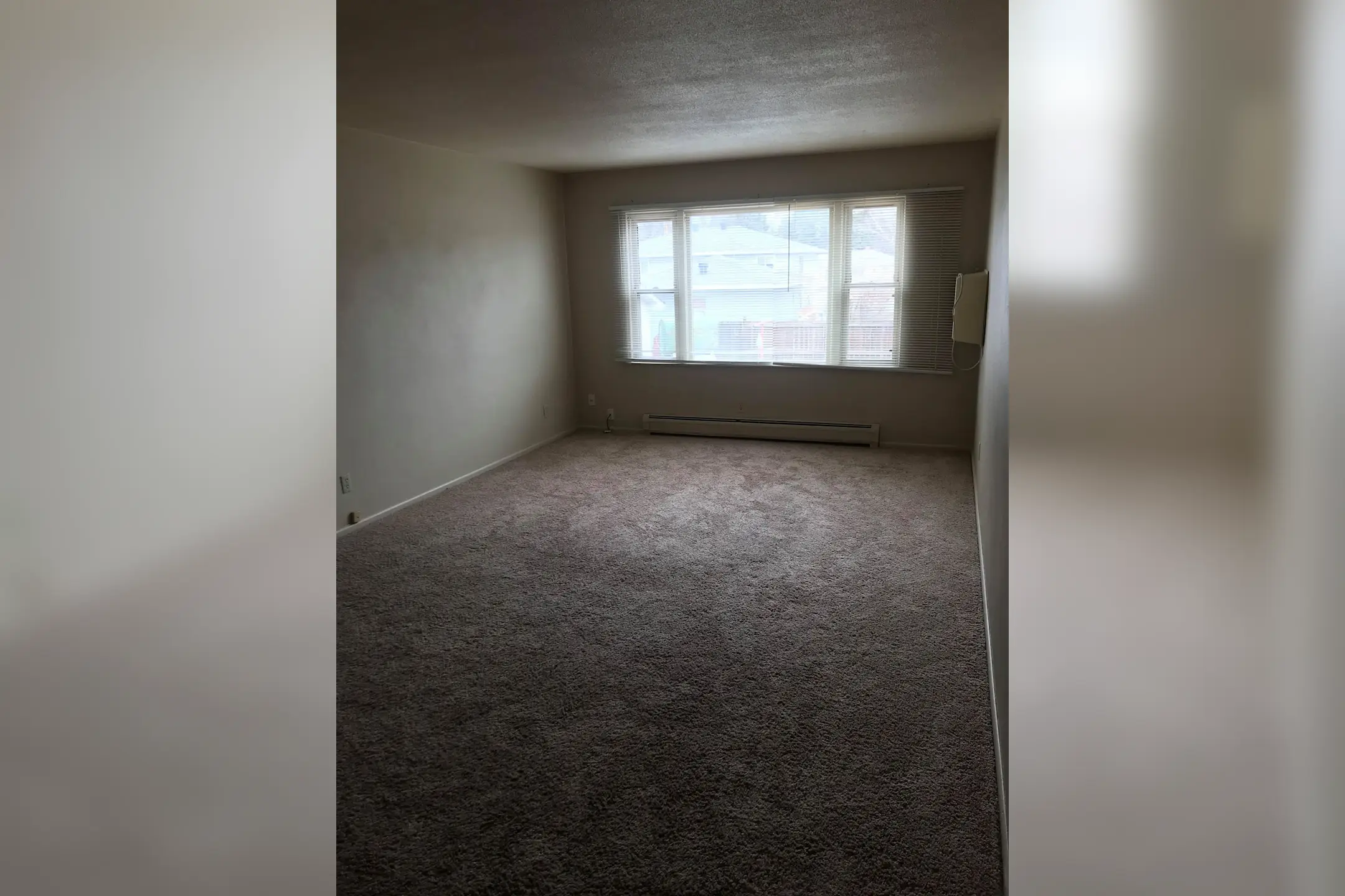 Skaff Apartments Moorhead Apartments Moorhead, MN 56560