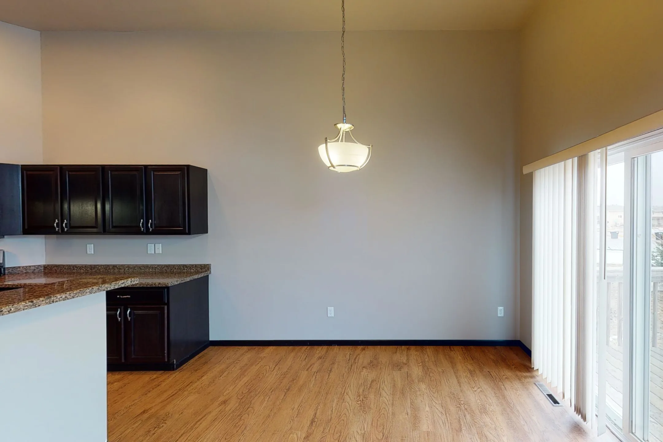 Kitchen - Town Square Townhomes - Fargo, ND