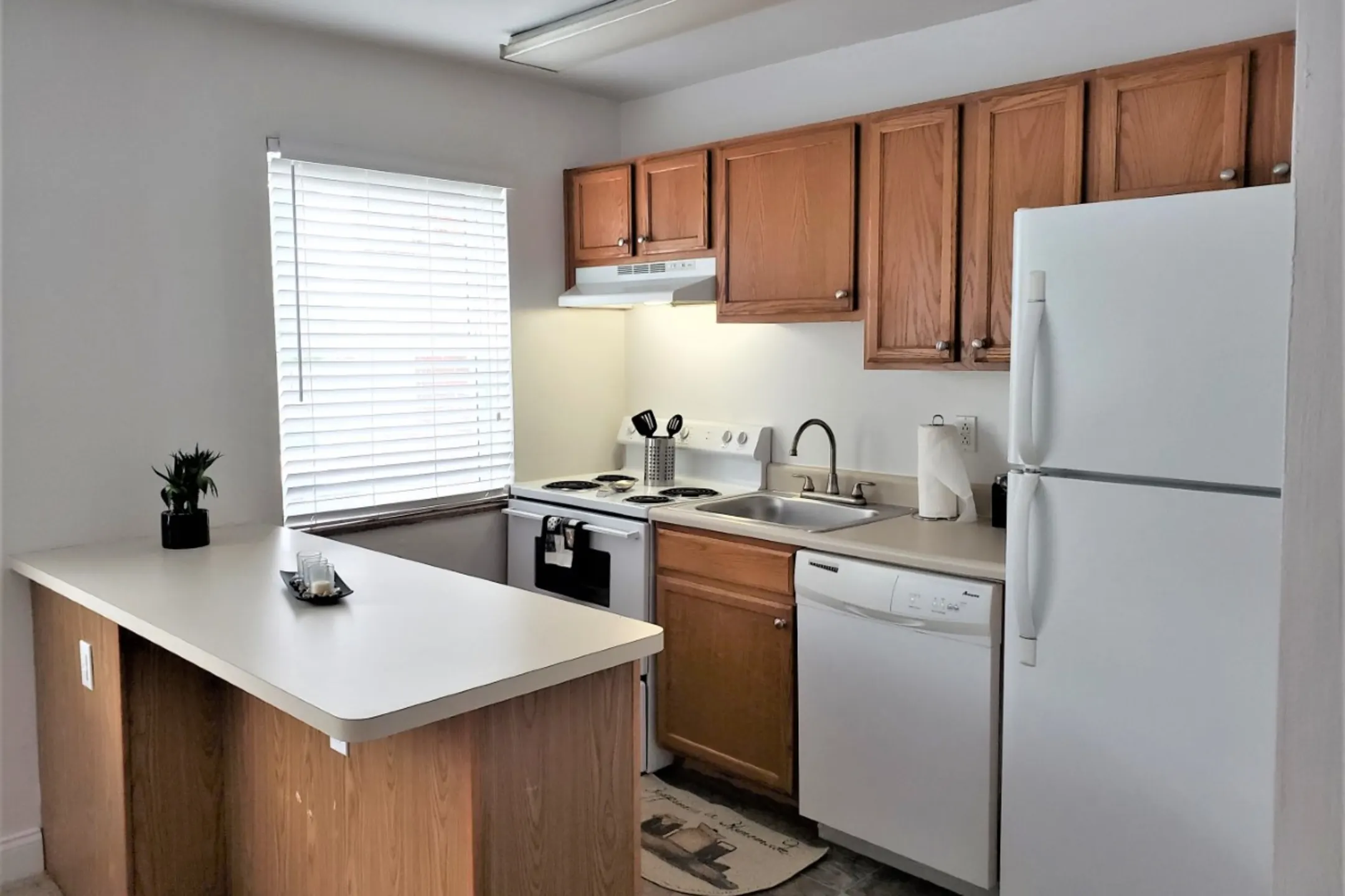 Pacific Highlands Apartments 1410 Pacific Ave Natrona Heights, PA