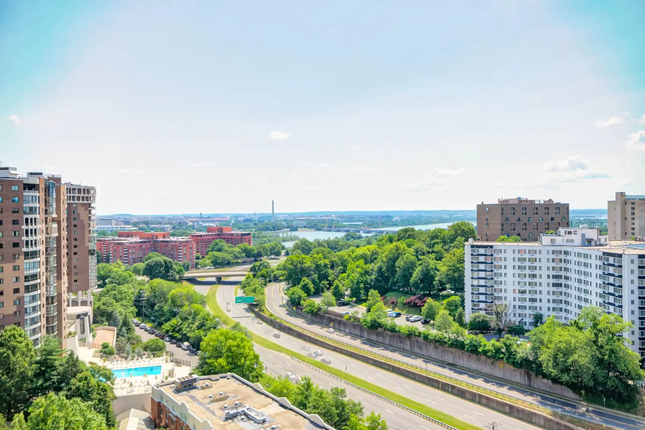 Parc Rosslyn Apartments 1531 N Pierce St Arlington, VA Apartments for Rent Rent.