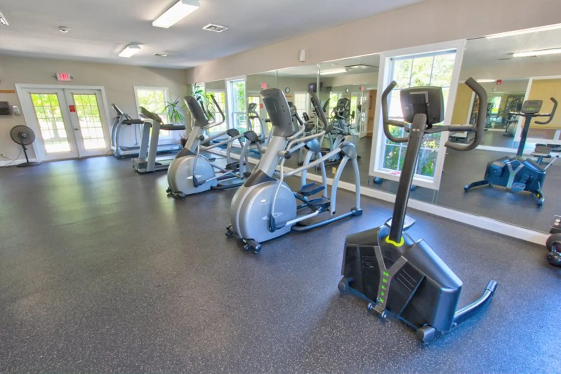 Fitness Weight Room - Aspen Glen - Hamden, CT