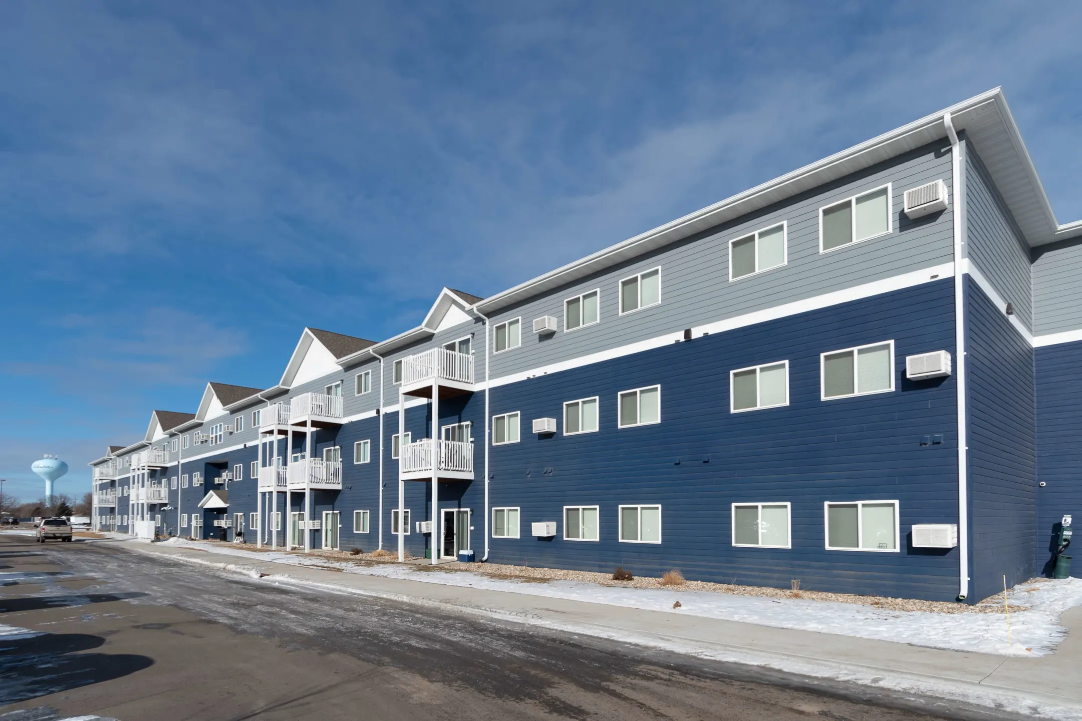 The Oaks Apartments Watertown, SD 57201