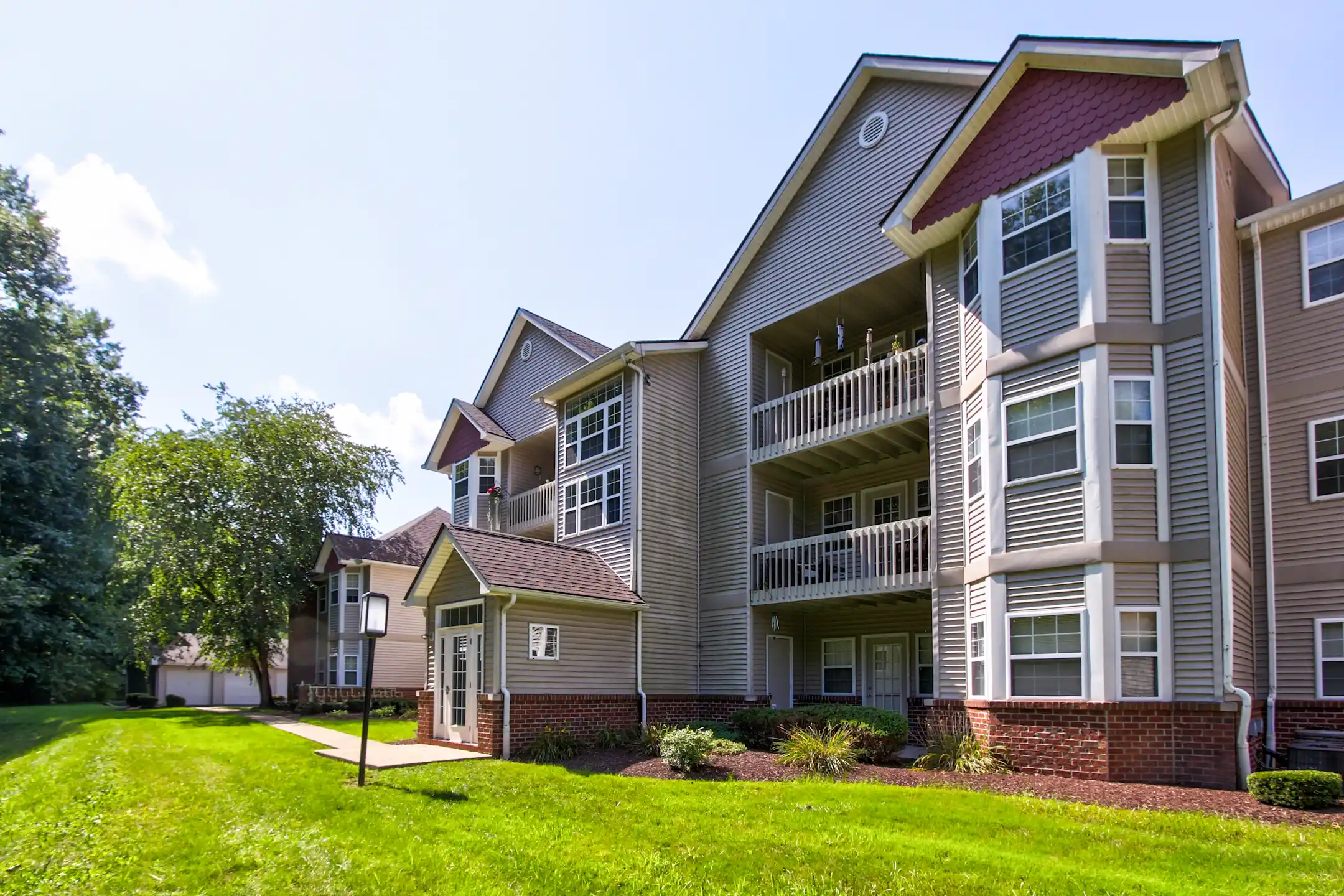 Southcreek Apartments 1100 Boardman Canfield Rd Youngstown, OH for Rent Rent.