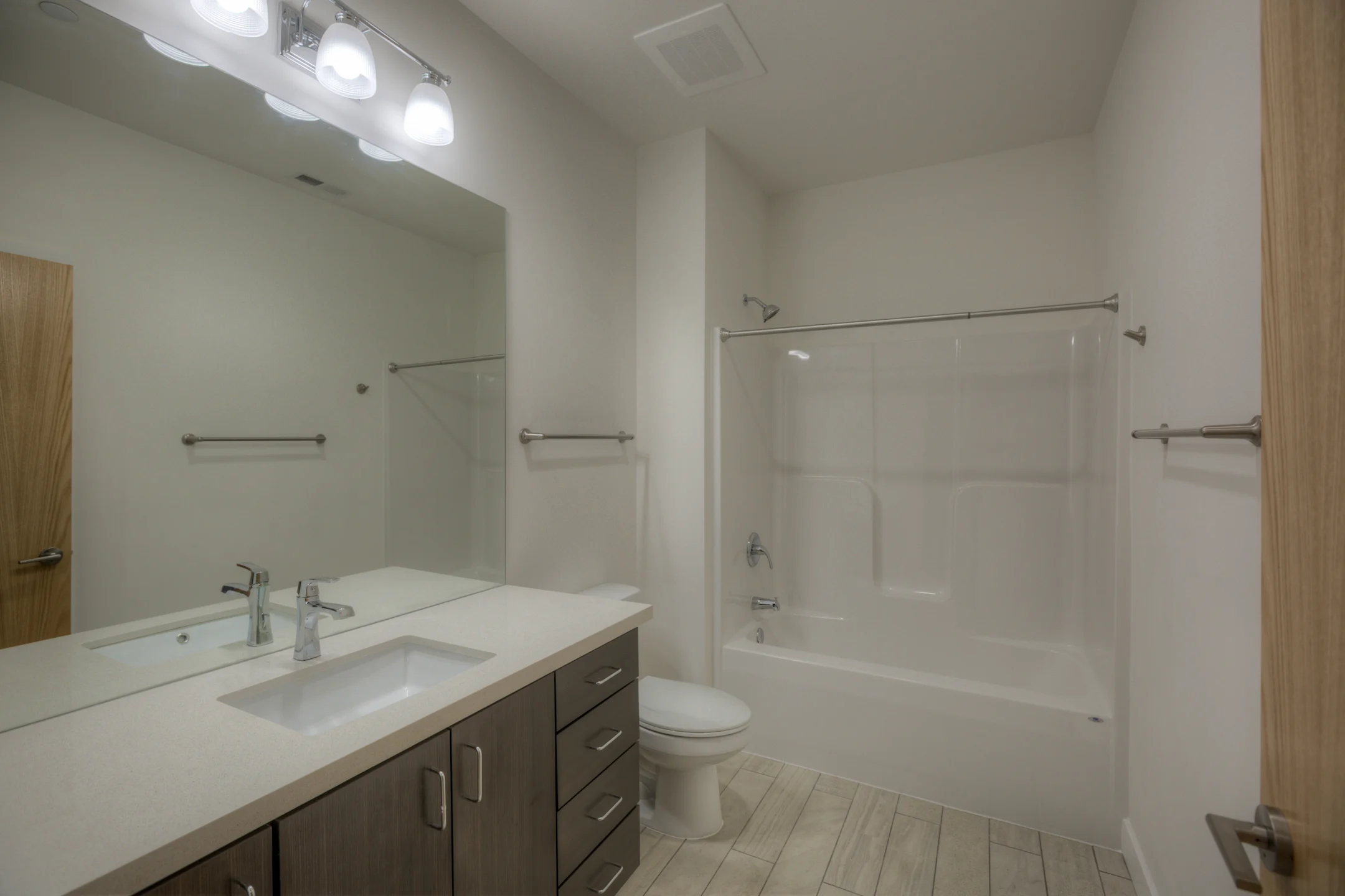 Blackstone Apartments 3906 Farnam Omaha, NE Apartments for Rent Rent.