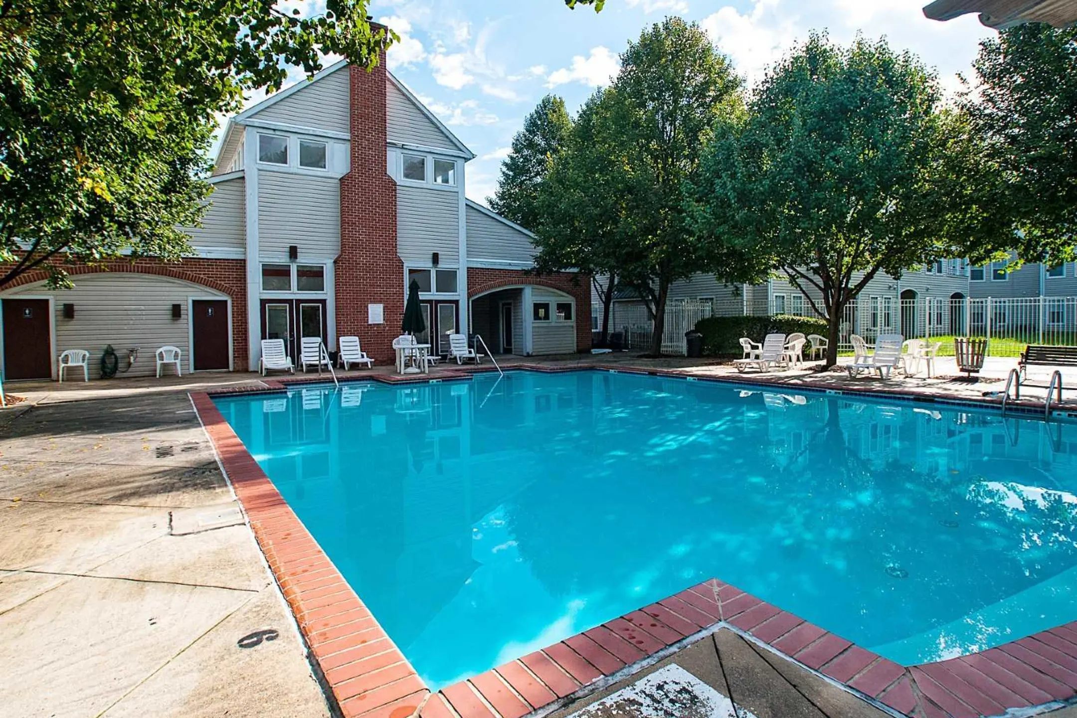Pool - Orchard Crossing - Columbia, MD