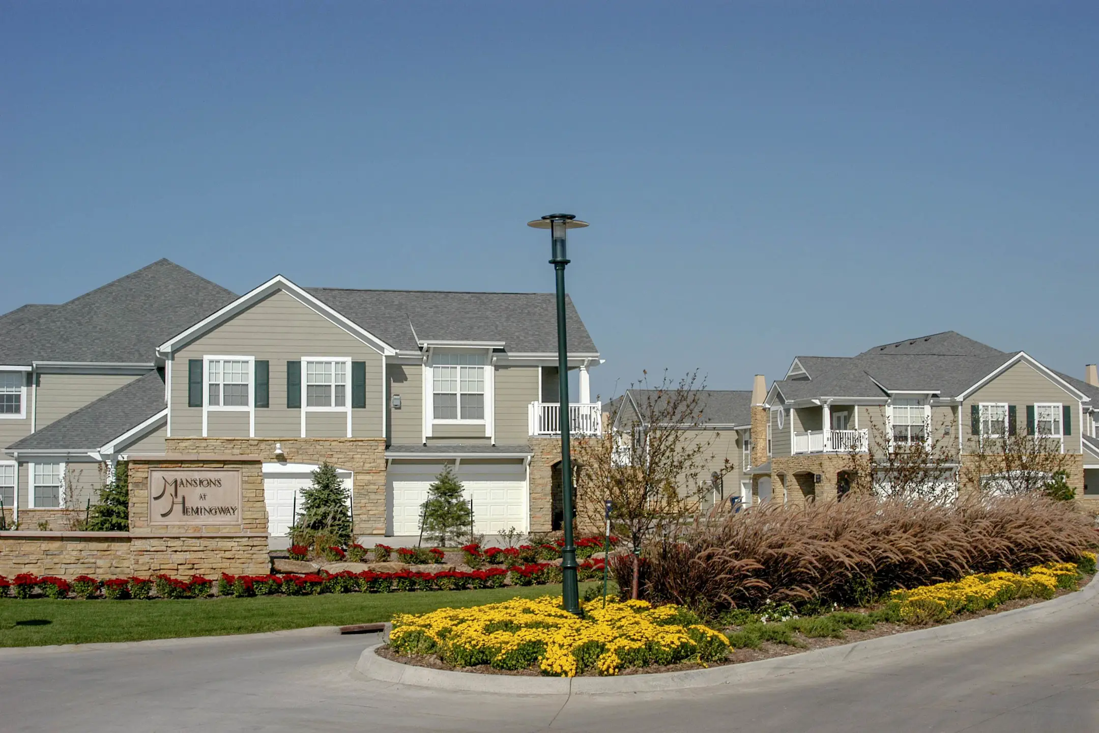 Mansions At Hemingway 6701 Hemingway St Johnston, IA Apartments for