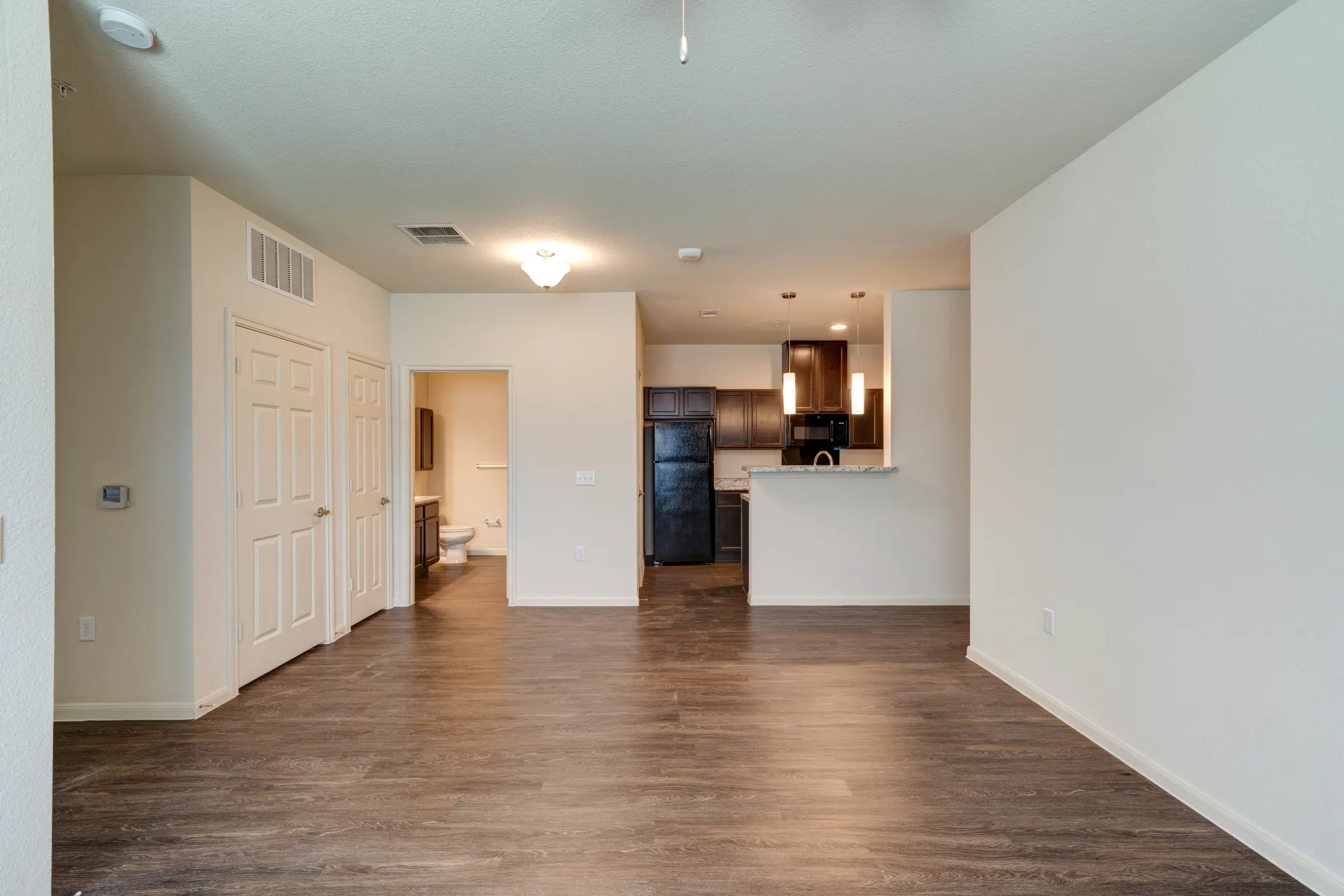 Living Room - Mesa West Apartments - San Antonio, TX