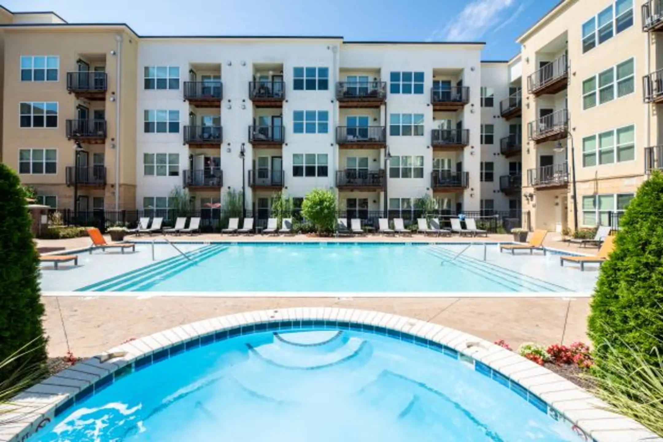 1400 Main Street Apartments Canonsburg, PA 15317