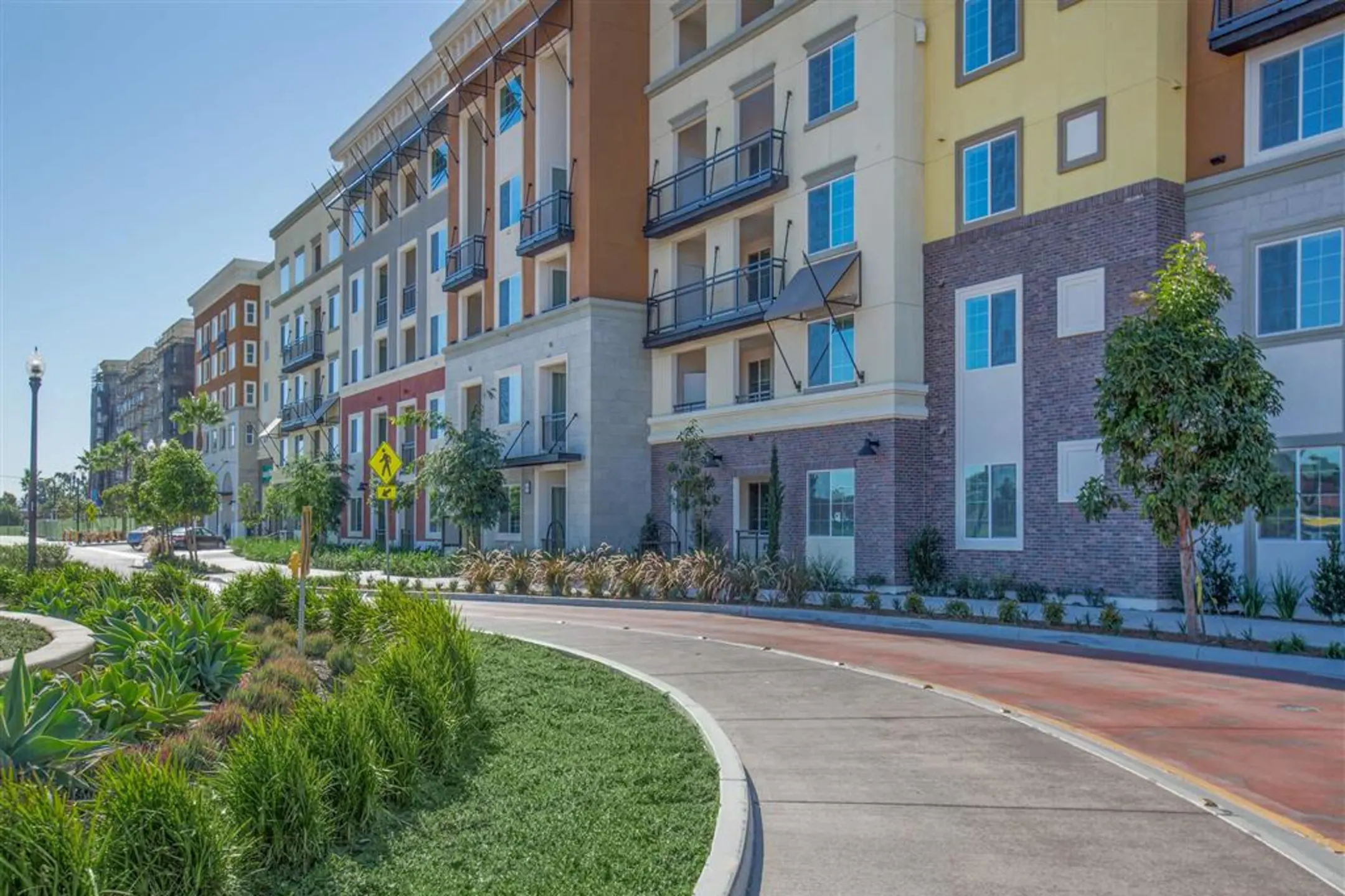 The Junction at Wagon Wheel Apartments Oxnard, CA 93036