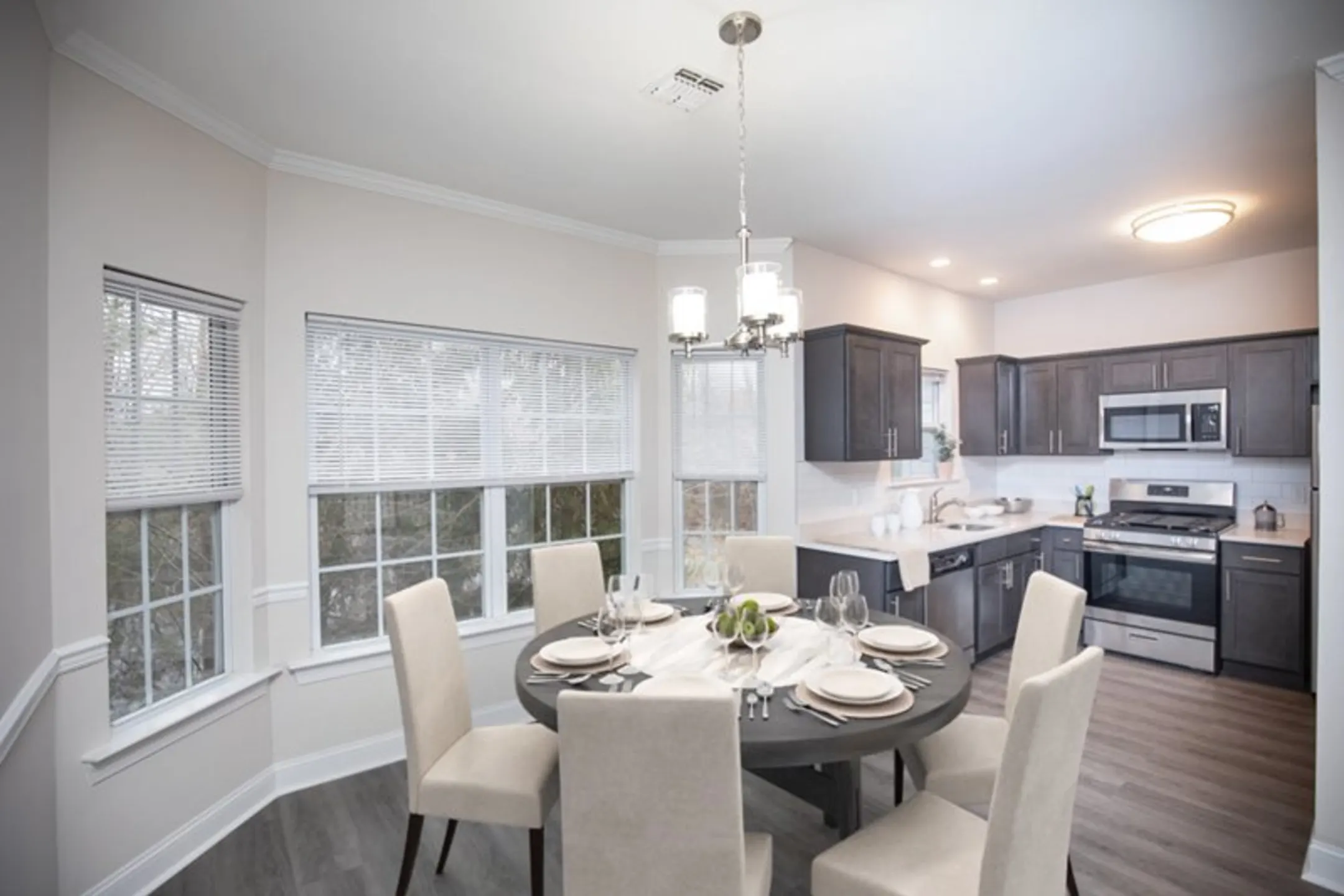 The Commons Upper Saddle River Apartments Upper Saddle River, NJ 07458