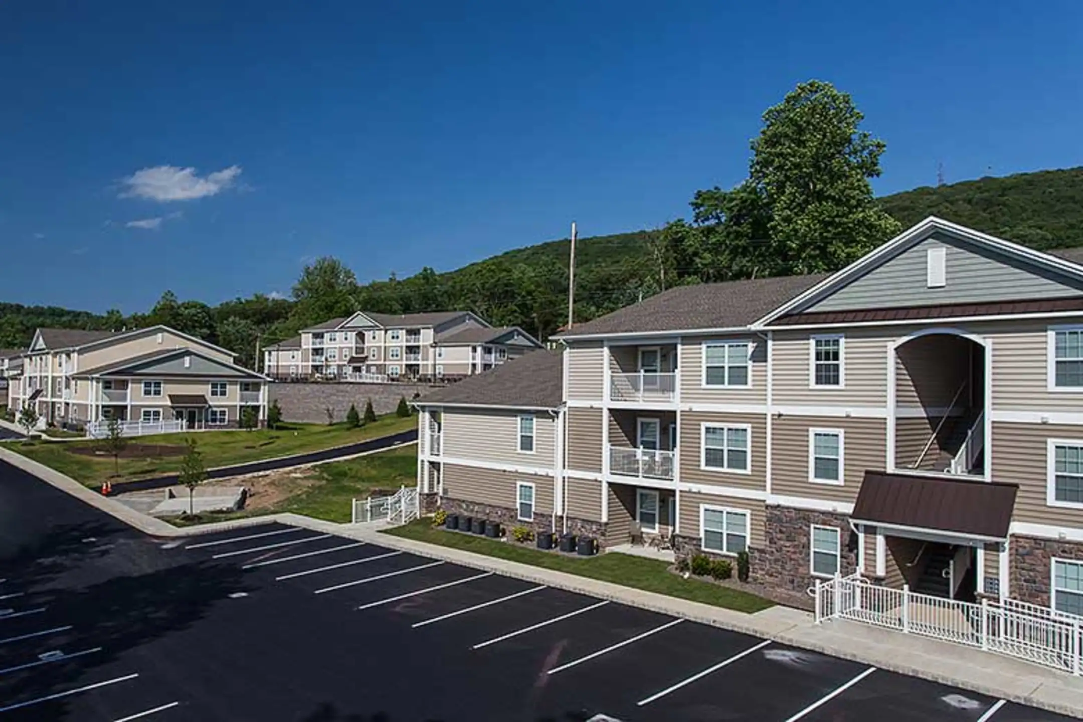 Building - The Reserve at Paxton Creek - Harrisburg, PA