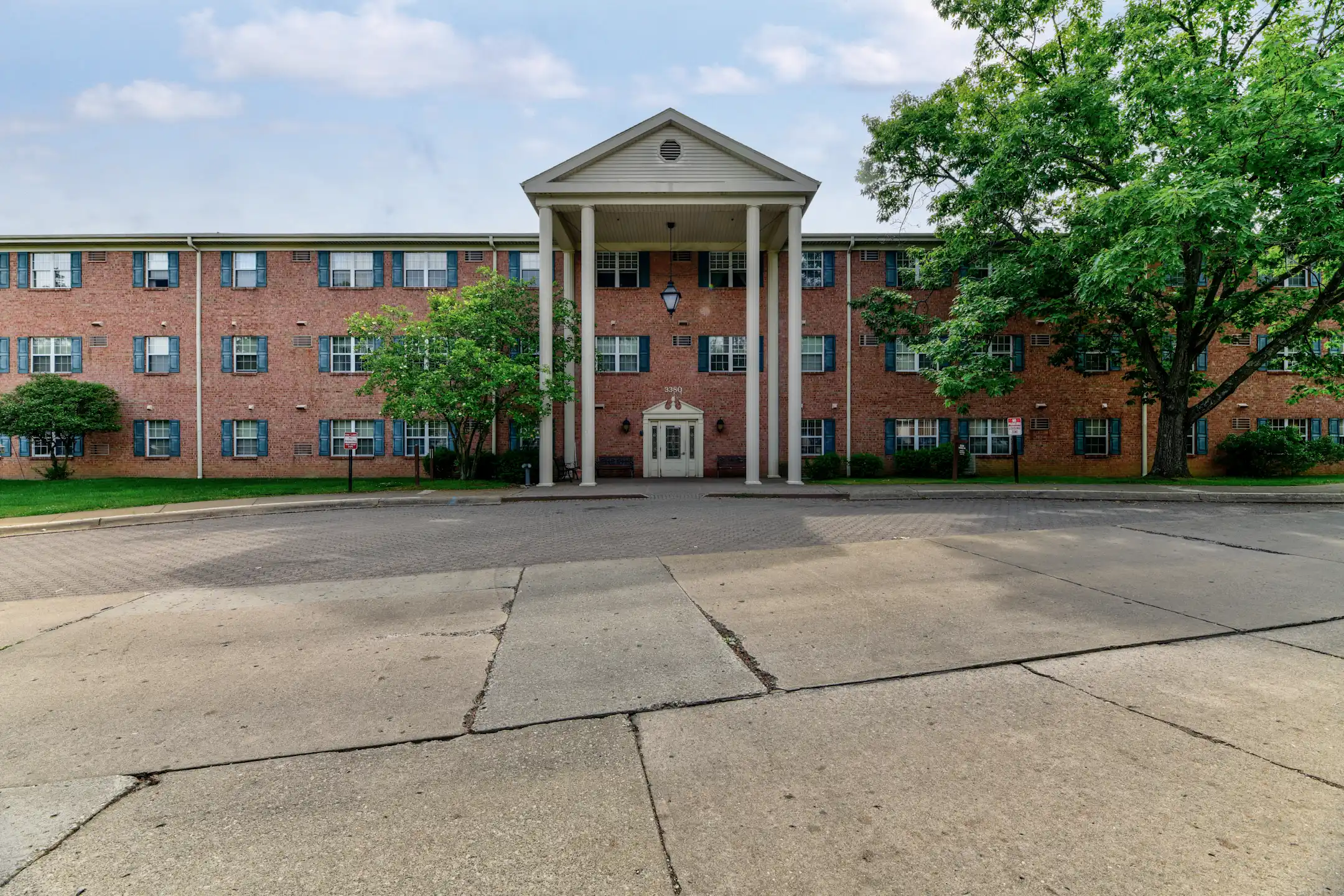 Mapleview Colony Terrace Family and Senior Living 1512 Venus Place