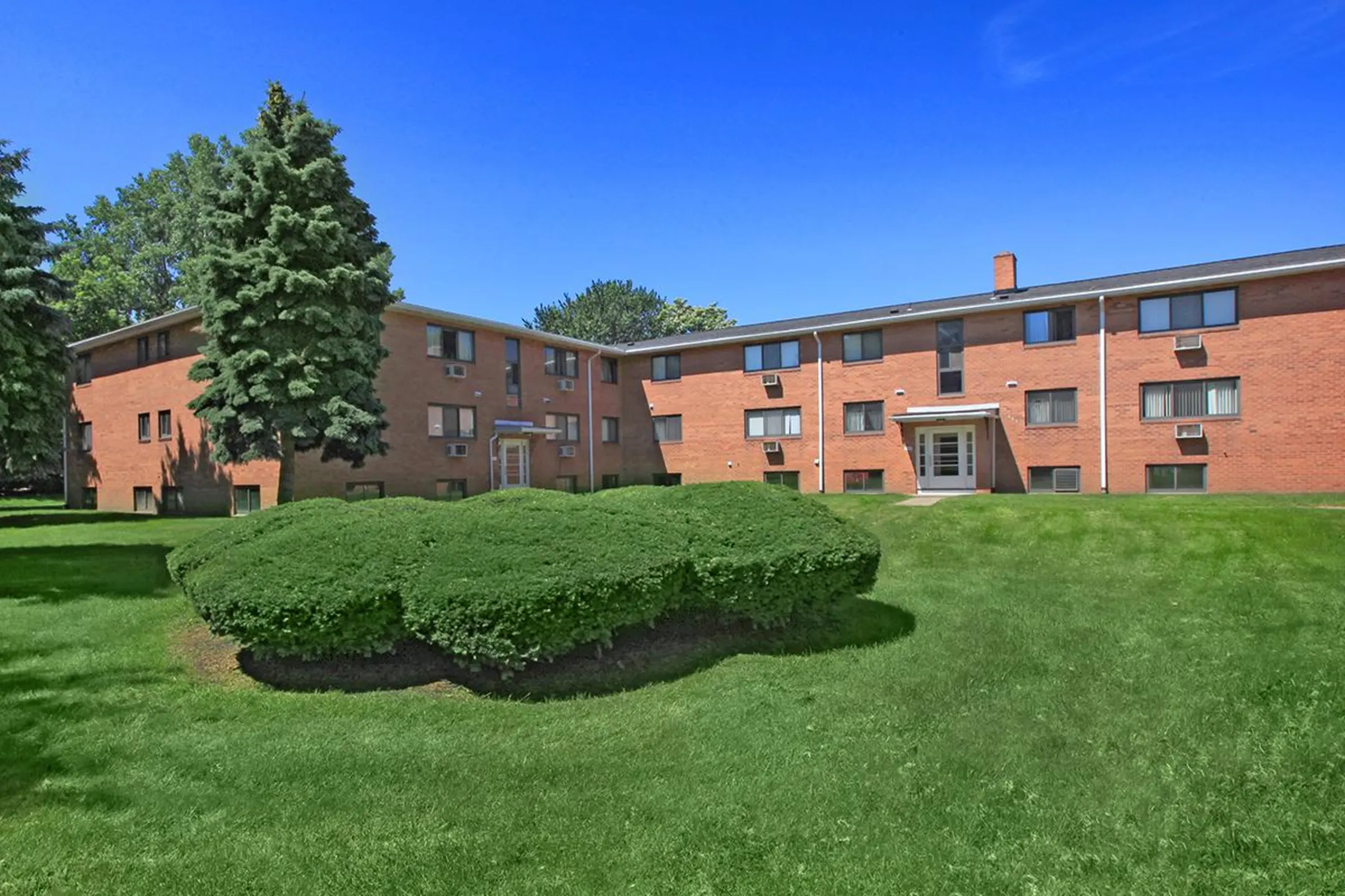 Building - Greece Commons - Rochester, NY