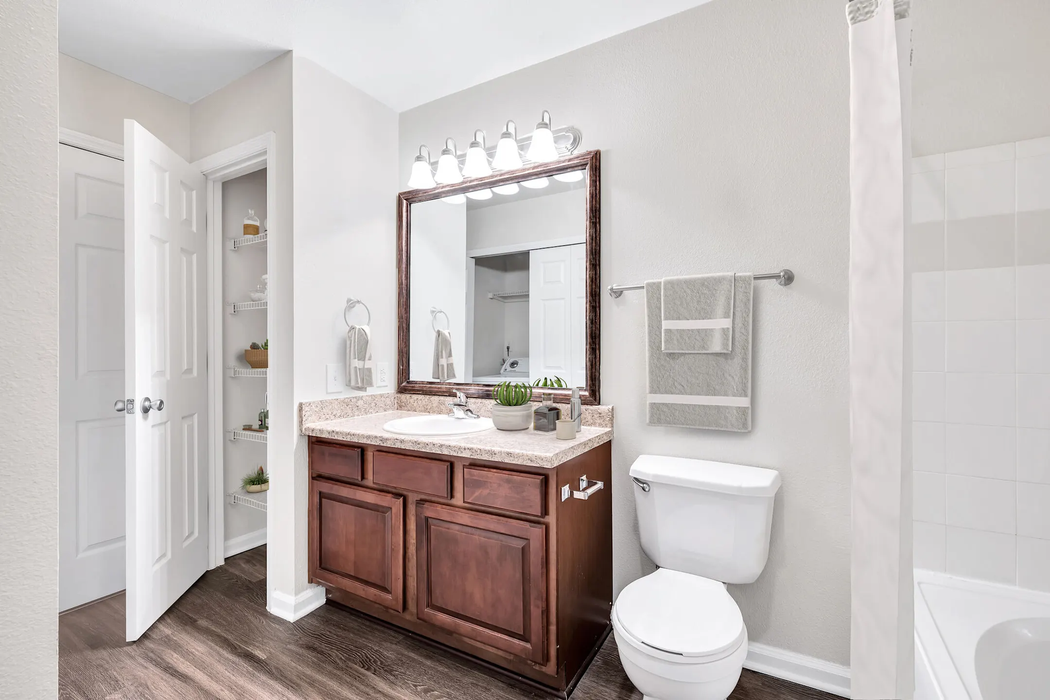 Camden Lake Pine Apartments Apex, NC 27523