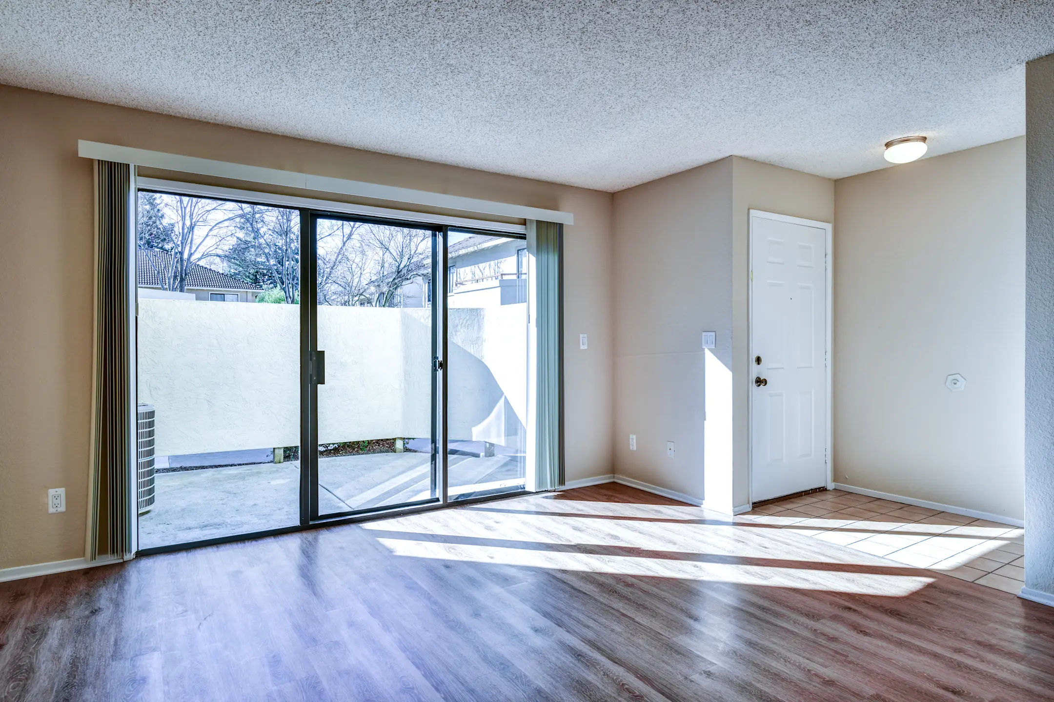 Cowell Terrace 1167 Saint Matthew Pl Concord, CA Apartments for