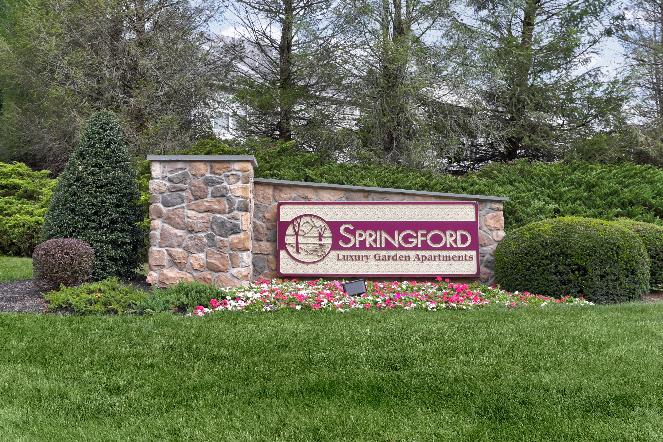 Community Signage - Springford - Harrisburg, PA