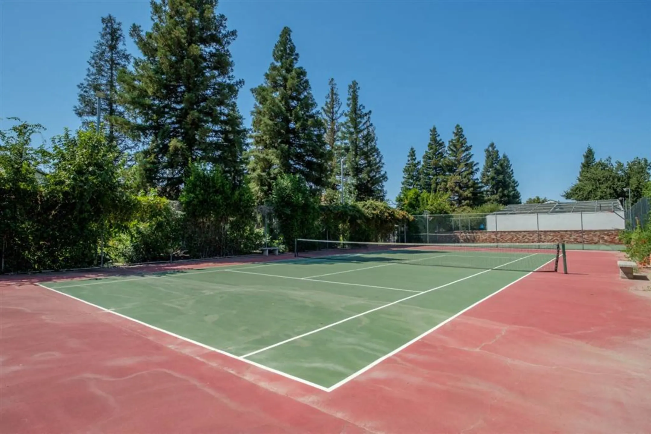 Scottsmen Too Apartments Clovis, CA 93612