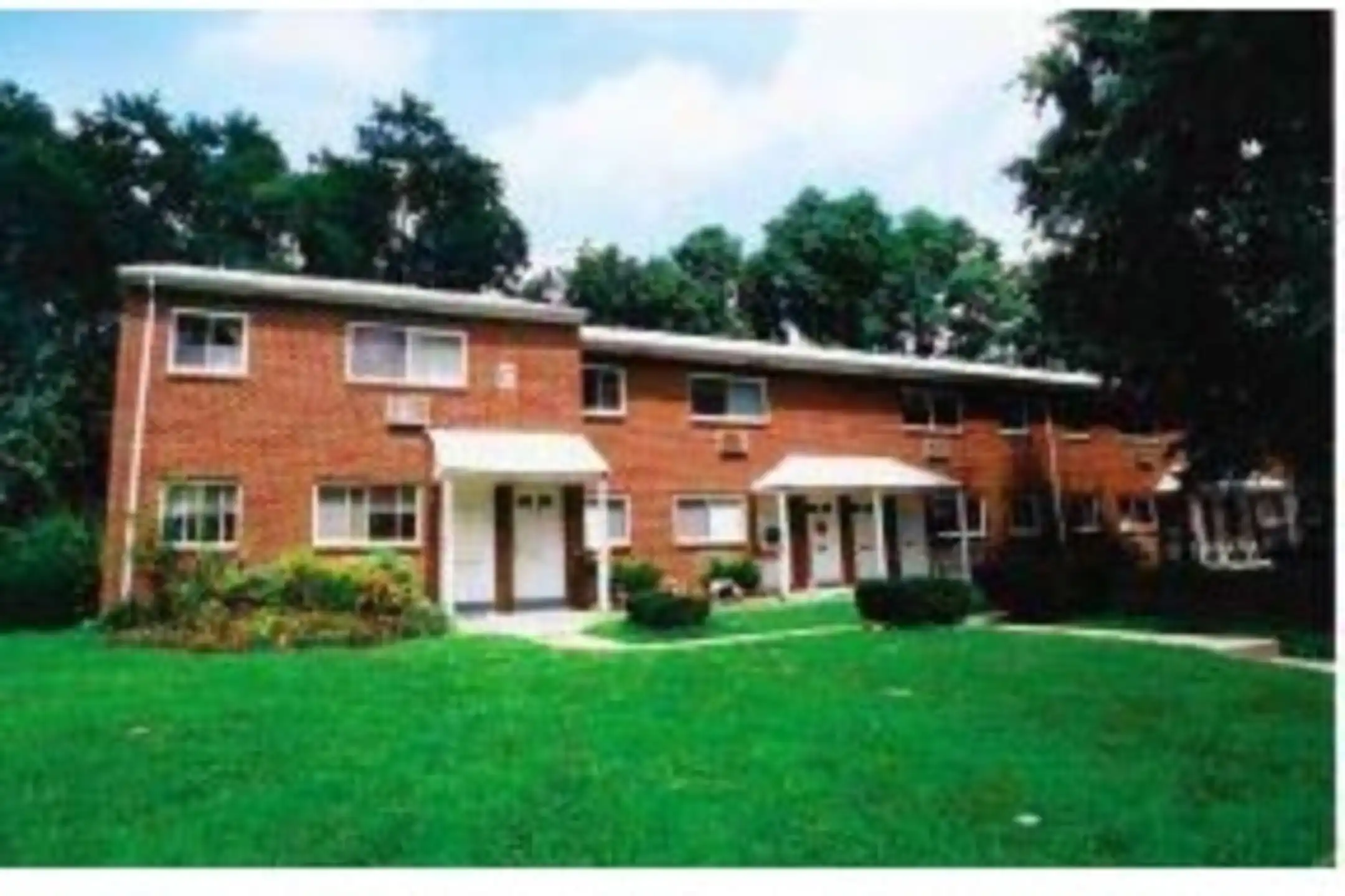 Hillcrest Apartments 617 Hilltop Dr Trenton, NJ Apartments for Rent