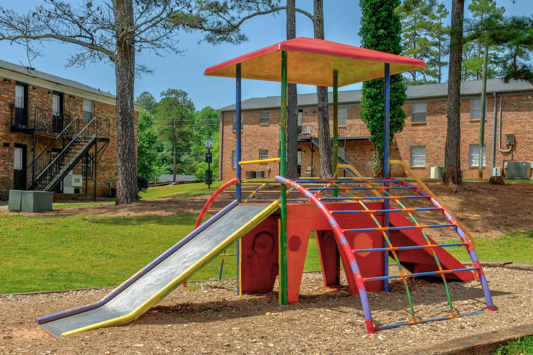 The Flats 235 Apartments Athens, GA 30606