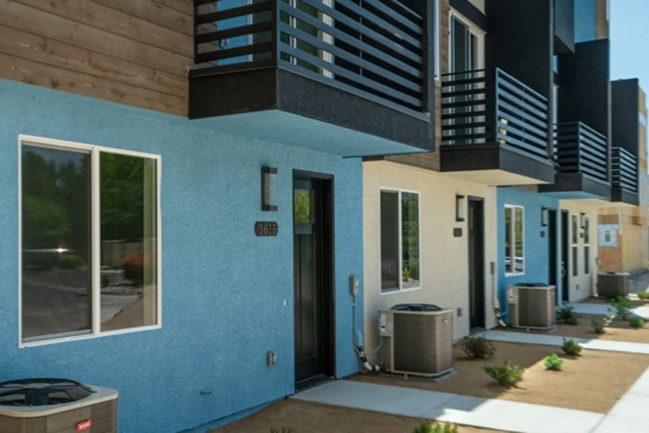 Summit Ridge Townhomes - Reno, NV