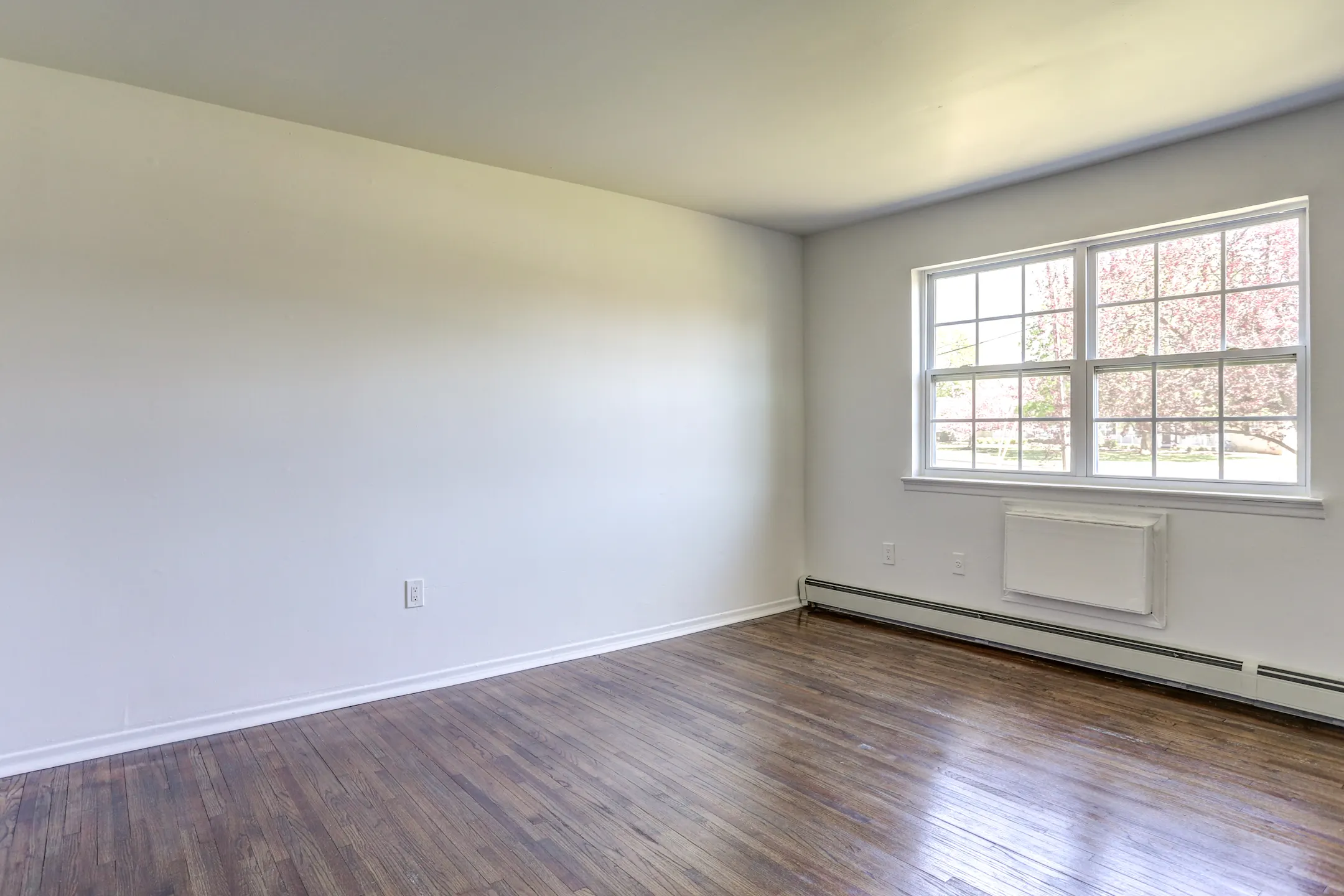 Chesterfield Apartments 210 Harding Rd Freehold, NJ for Rent Rent.