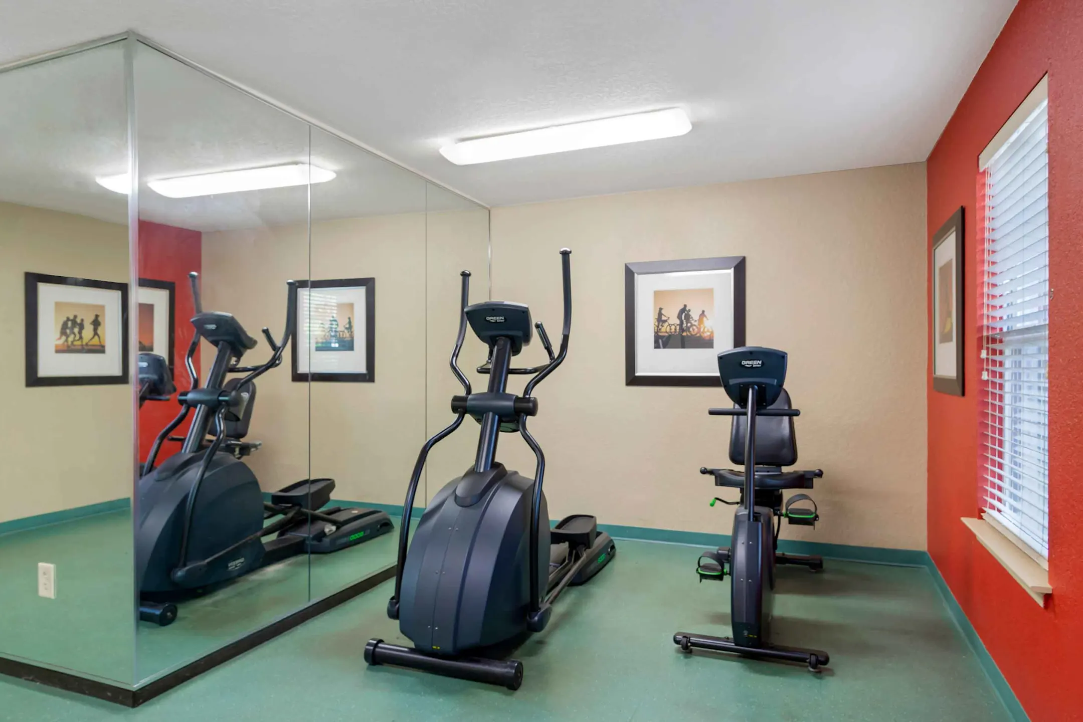 Fitness Weight Room - Furnished Studio - Atlanta - Marietta - Interstate N. Pkwy - Atlanta, GA