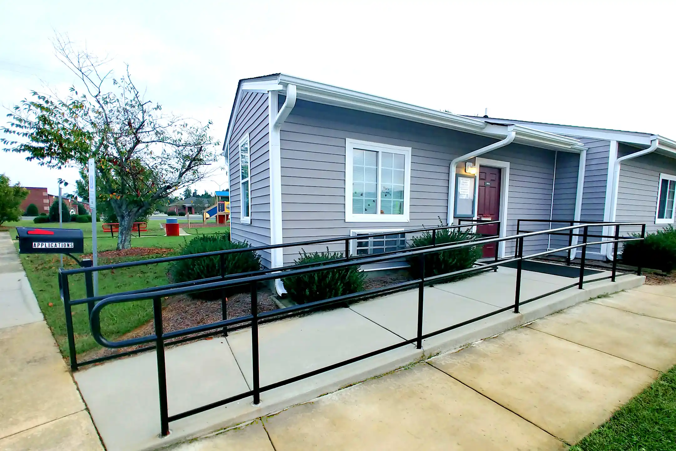 Amity Place Apartments Dunn, NC 28335