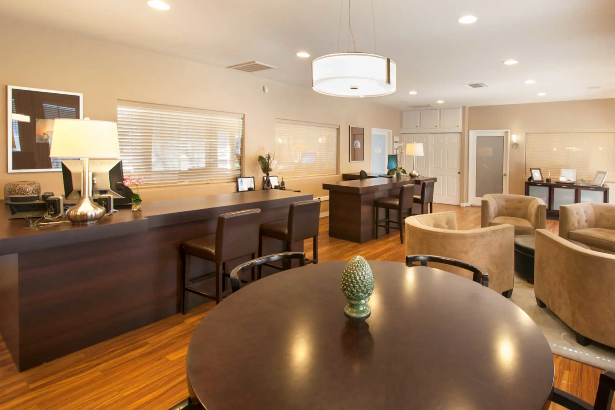 Ridgewood Village Apartments San Diego, CA 92128