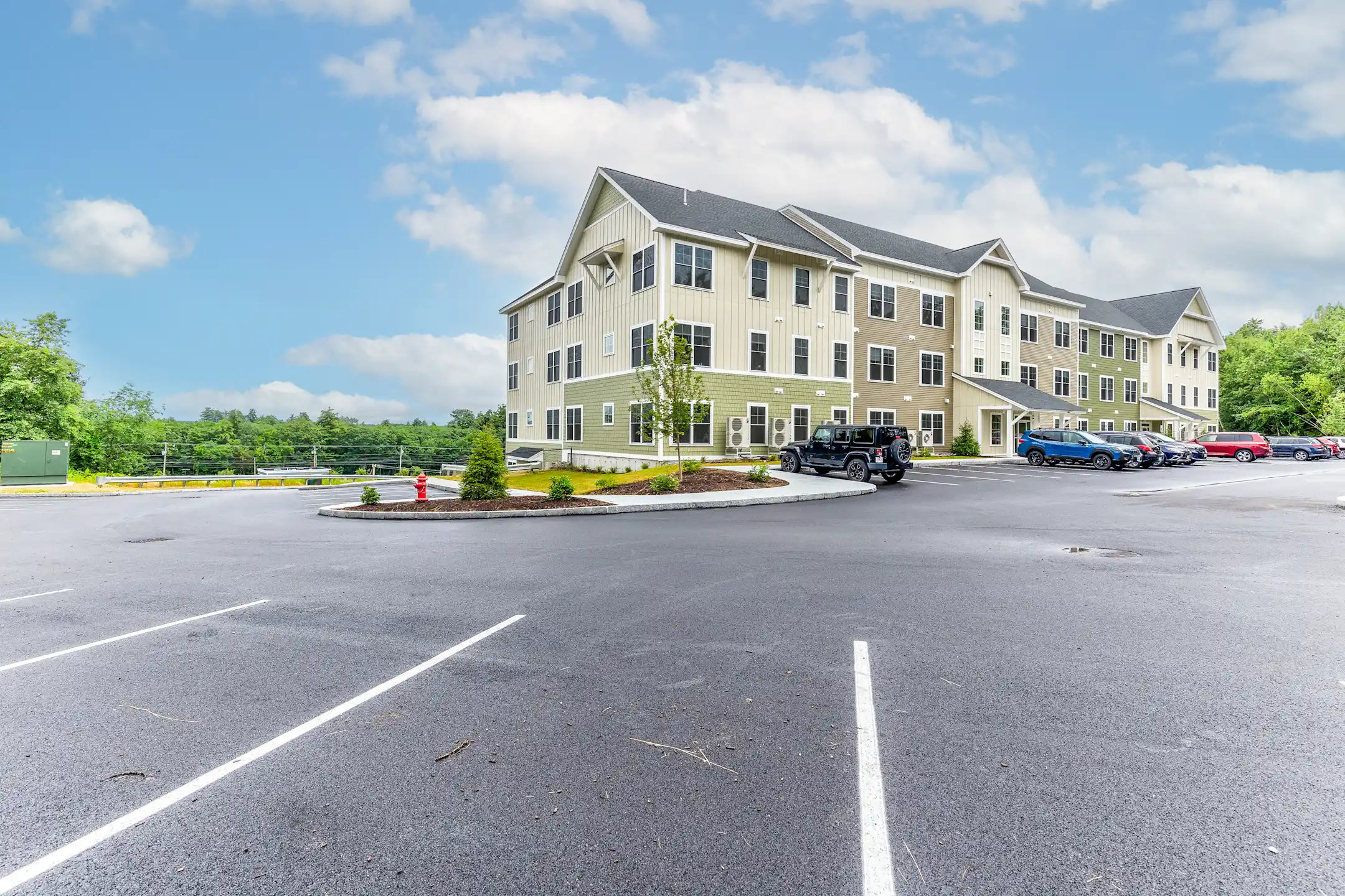 Merrimack 360 Apartments Merrimack, NH 03054